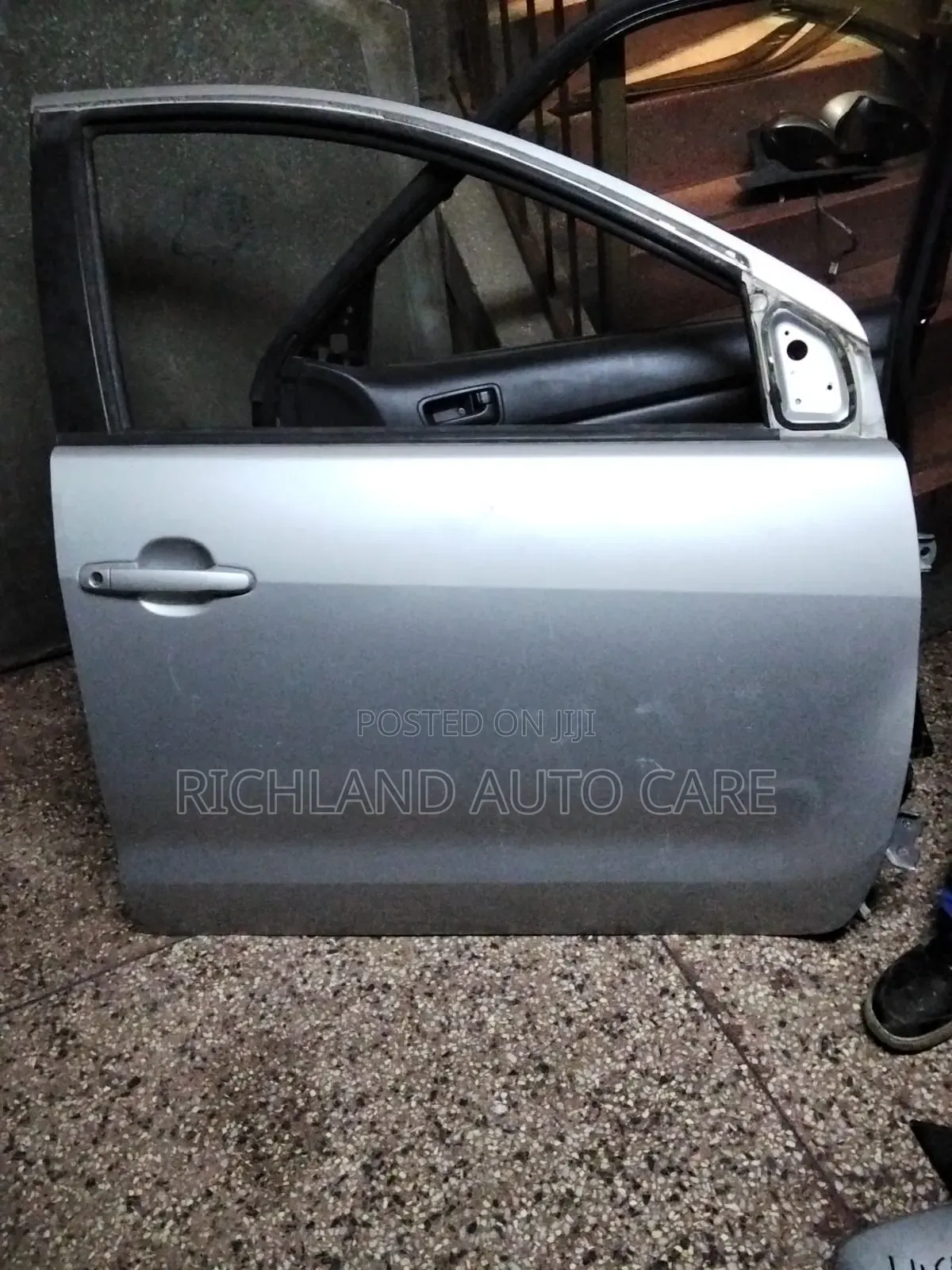 Front Door Toyota Ist Ncp60