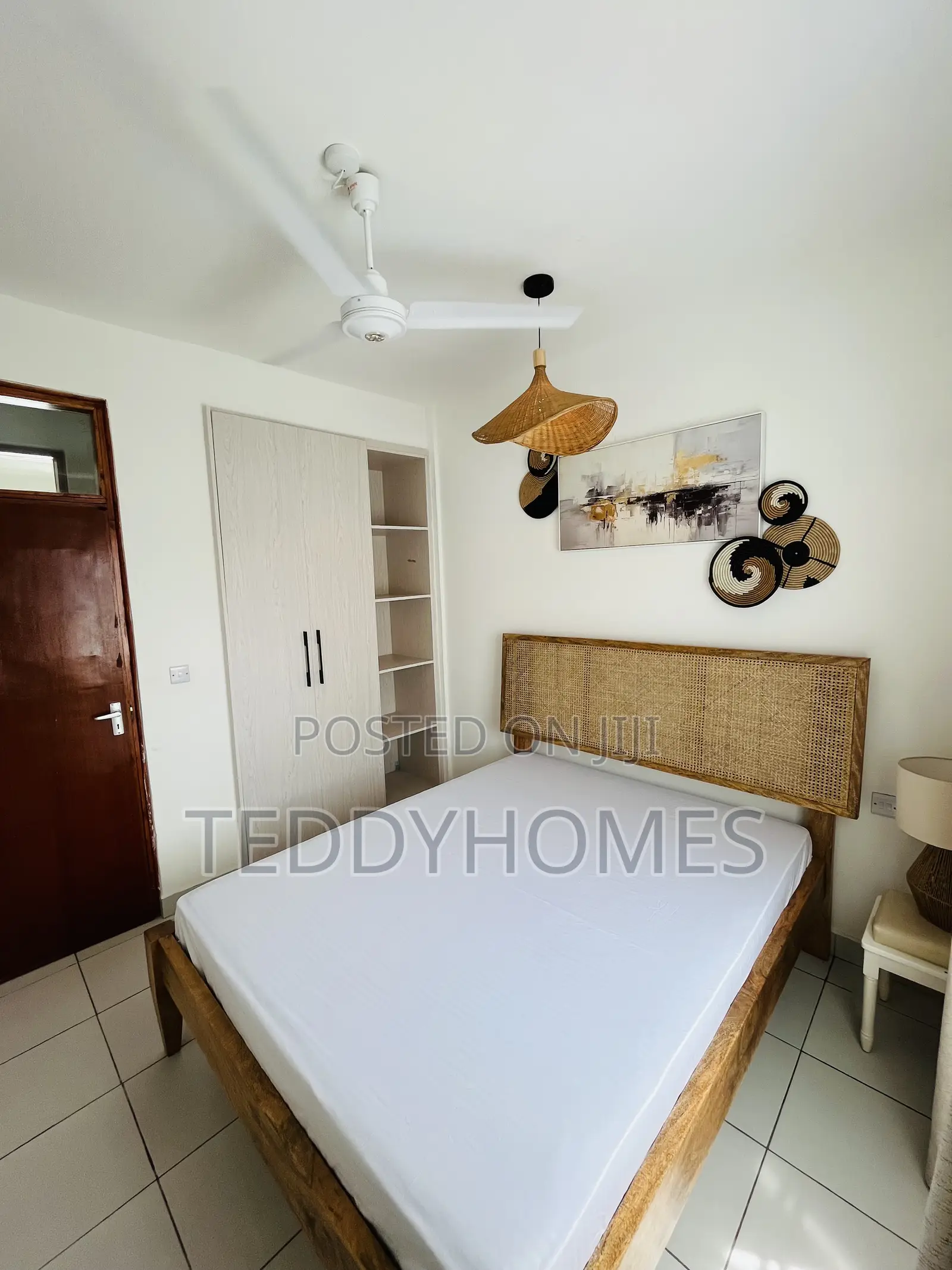 Fully Furnished One Bedroom Apartment in Buxton With a Pool