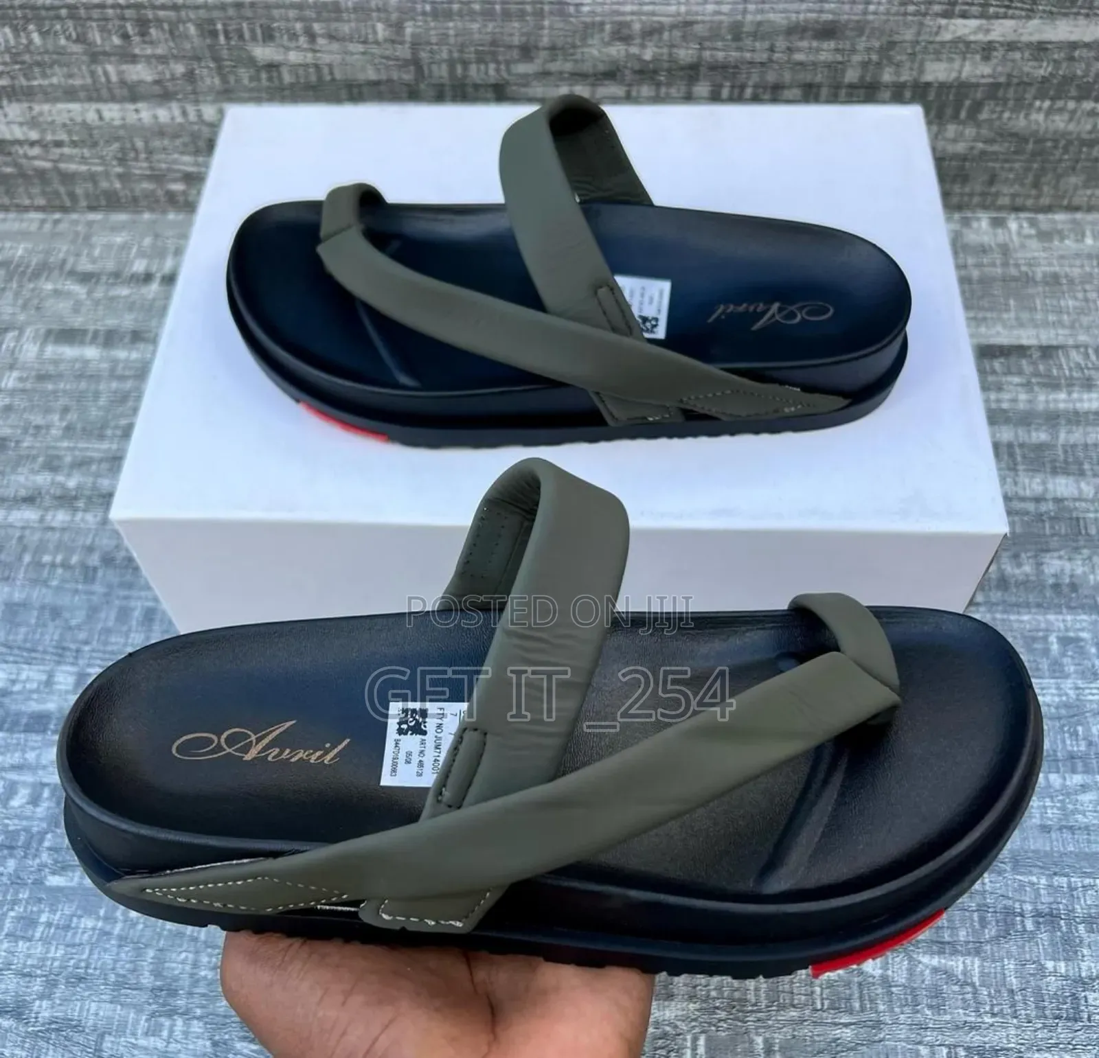 Men Sandal 
Sizes:40-45
 Quality 