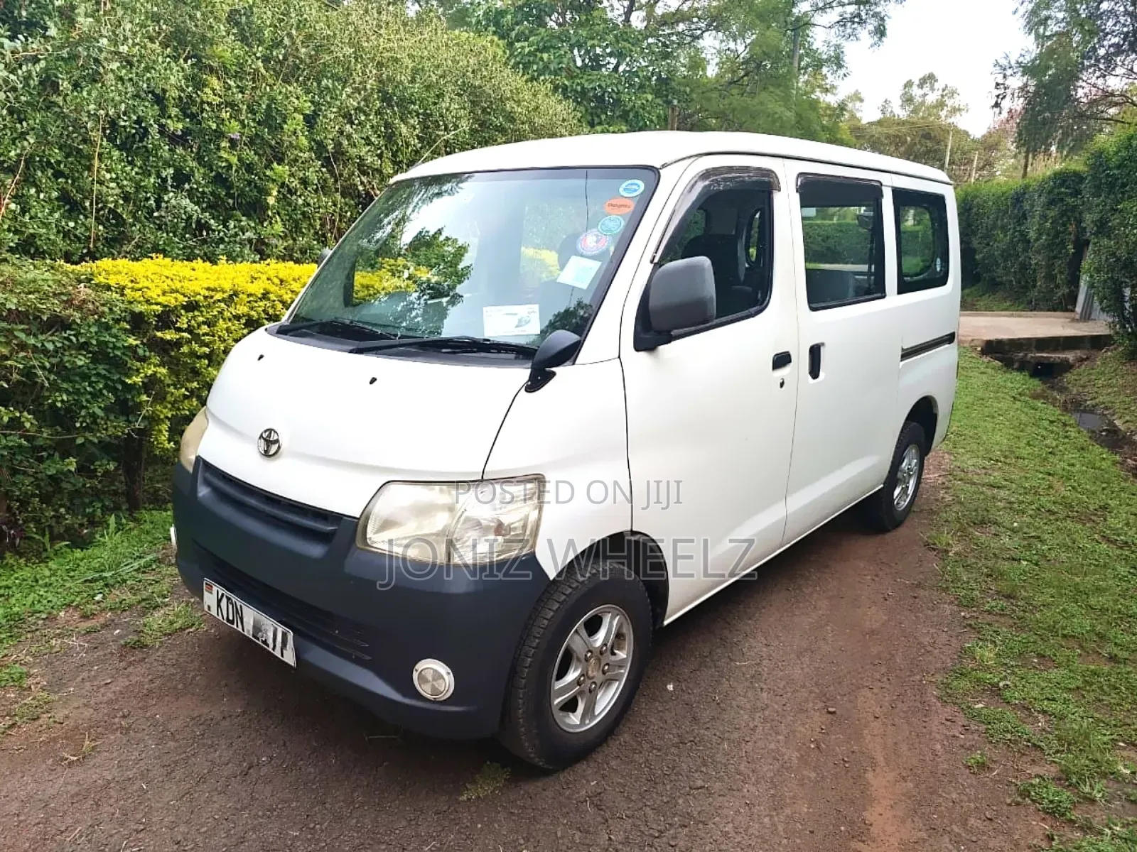 Toyota TownAce 2016 White