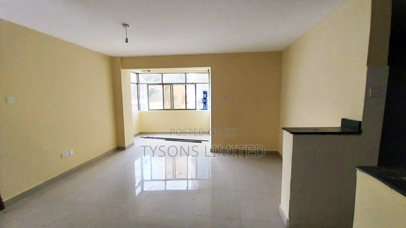 2bdrm Block of Flats in Parklands for sale