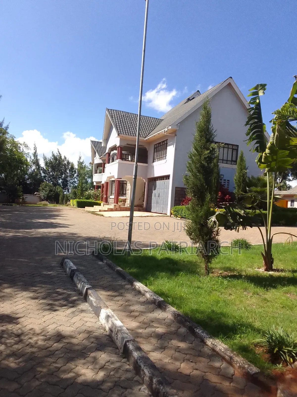 6bdrm Maisonette in Kyasila, Mua Hills for sale