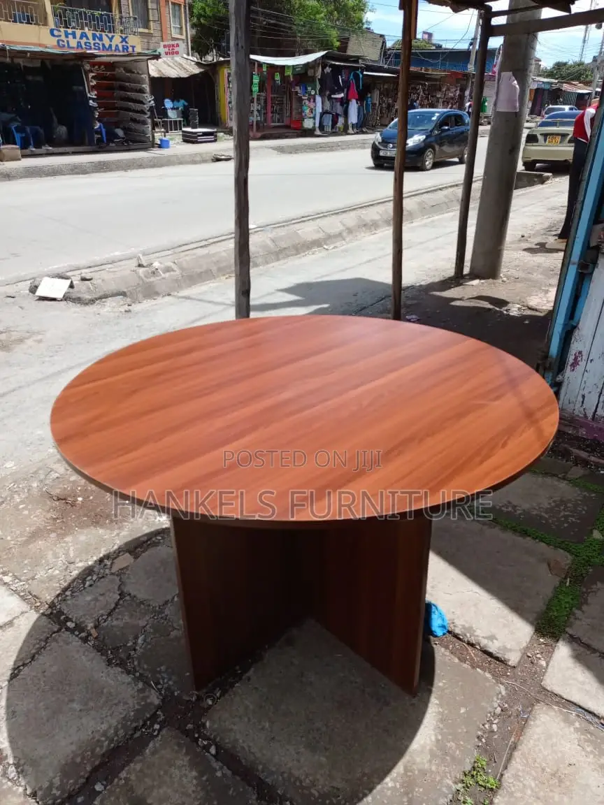 Round Conference Board Room Table