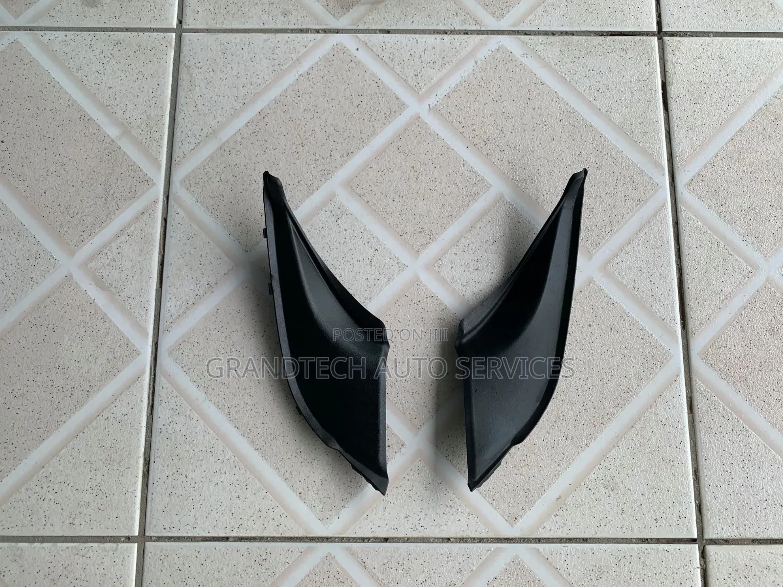 Fielder 165 Windscreen Finishers.