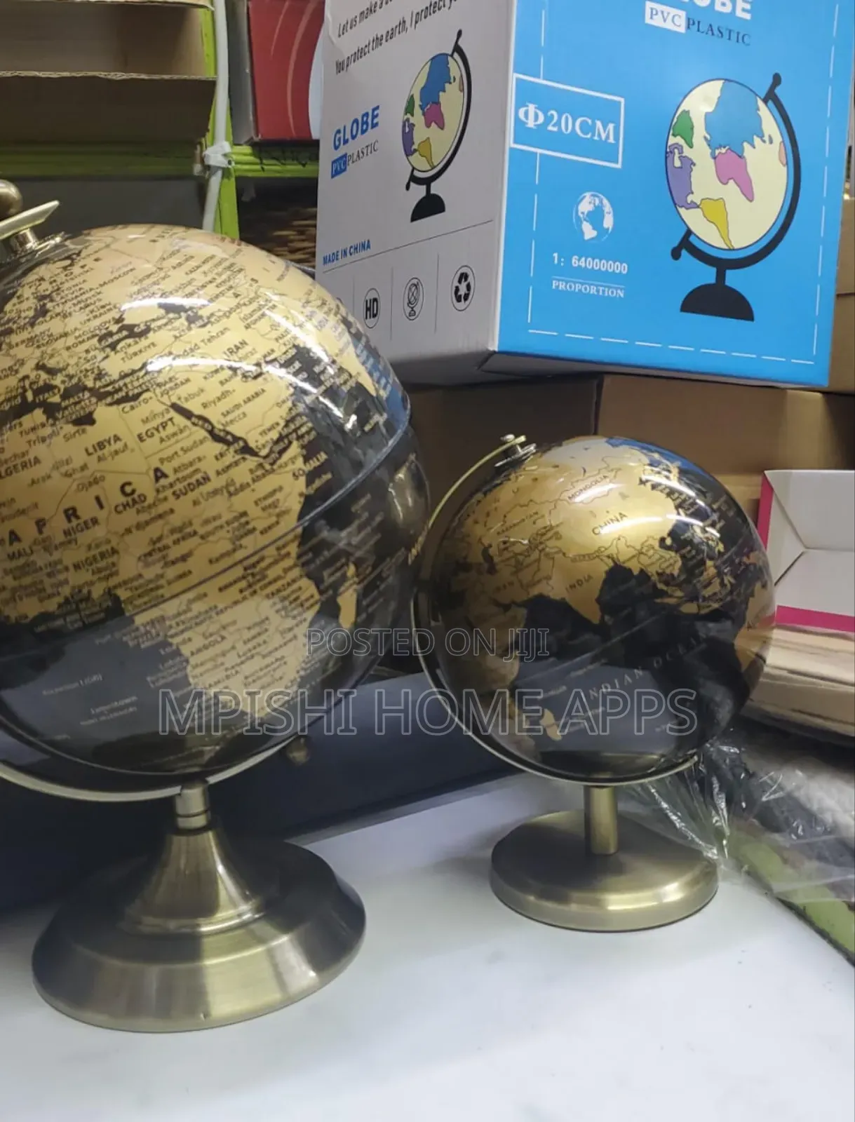 Rotating Globe World Map