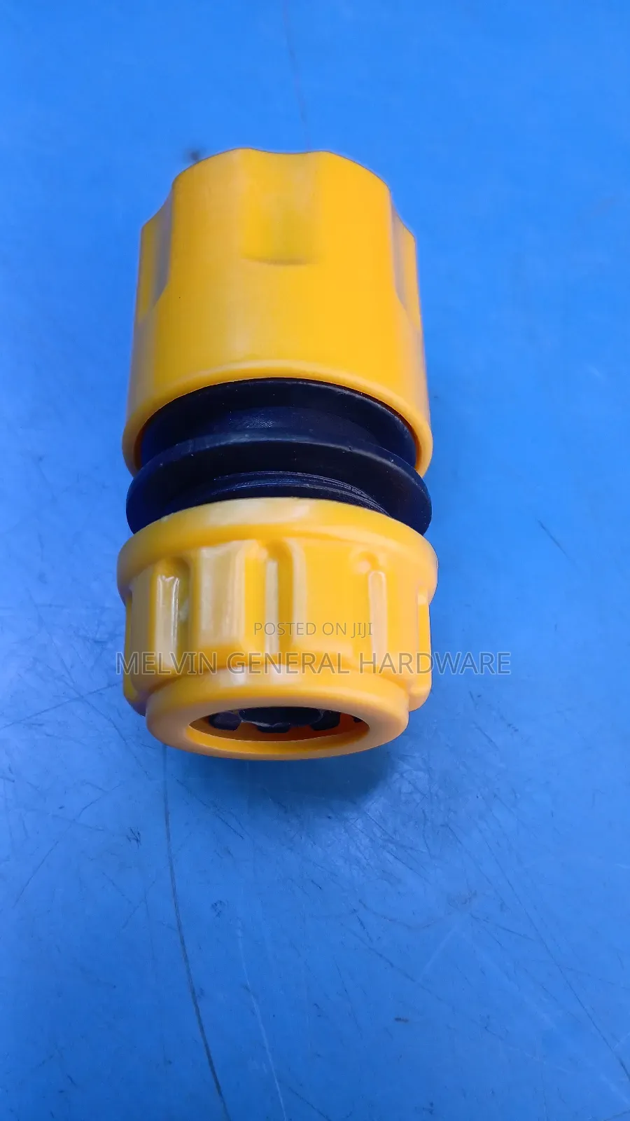 Hose Connector 1/2" to 3/4"