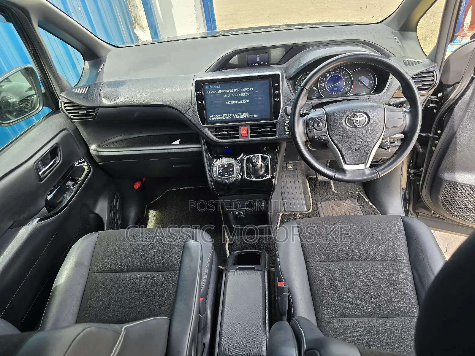 Toyota Noah 1.8 FWD Hybrid (7 seater) 2018 Black