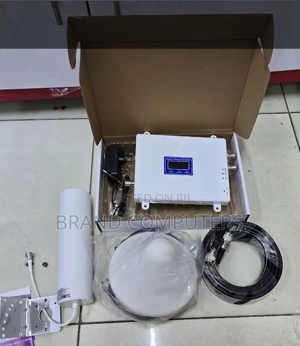 Triband GSM Signal Booster (2g 3g 4g) With Dual Outport Port