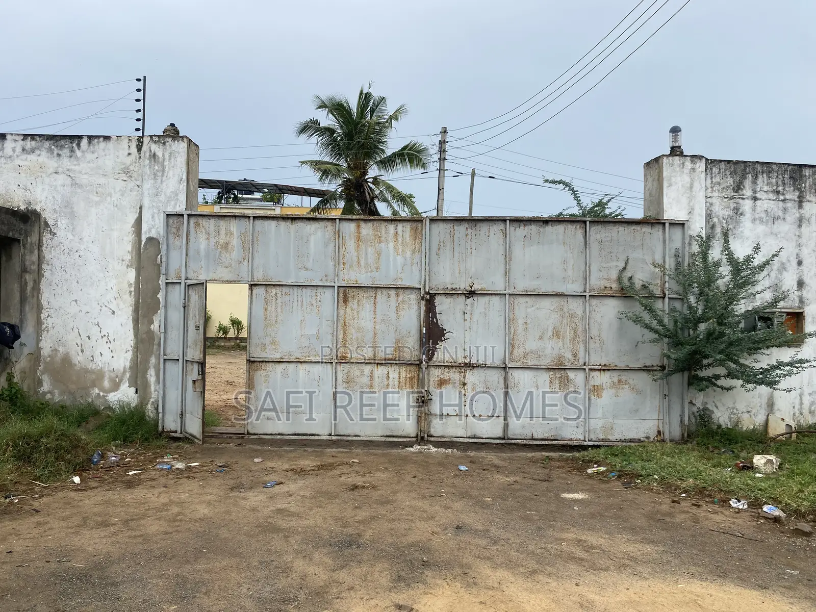 Yard for Lease 3/4 Size of Plot in Nyali Beachroad