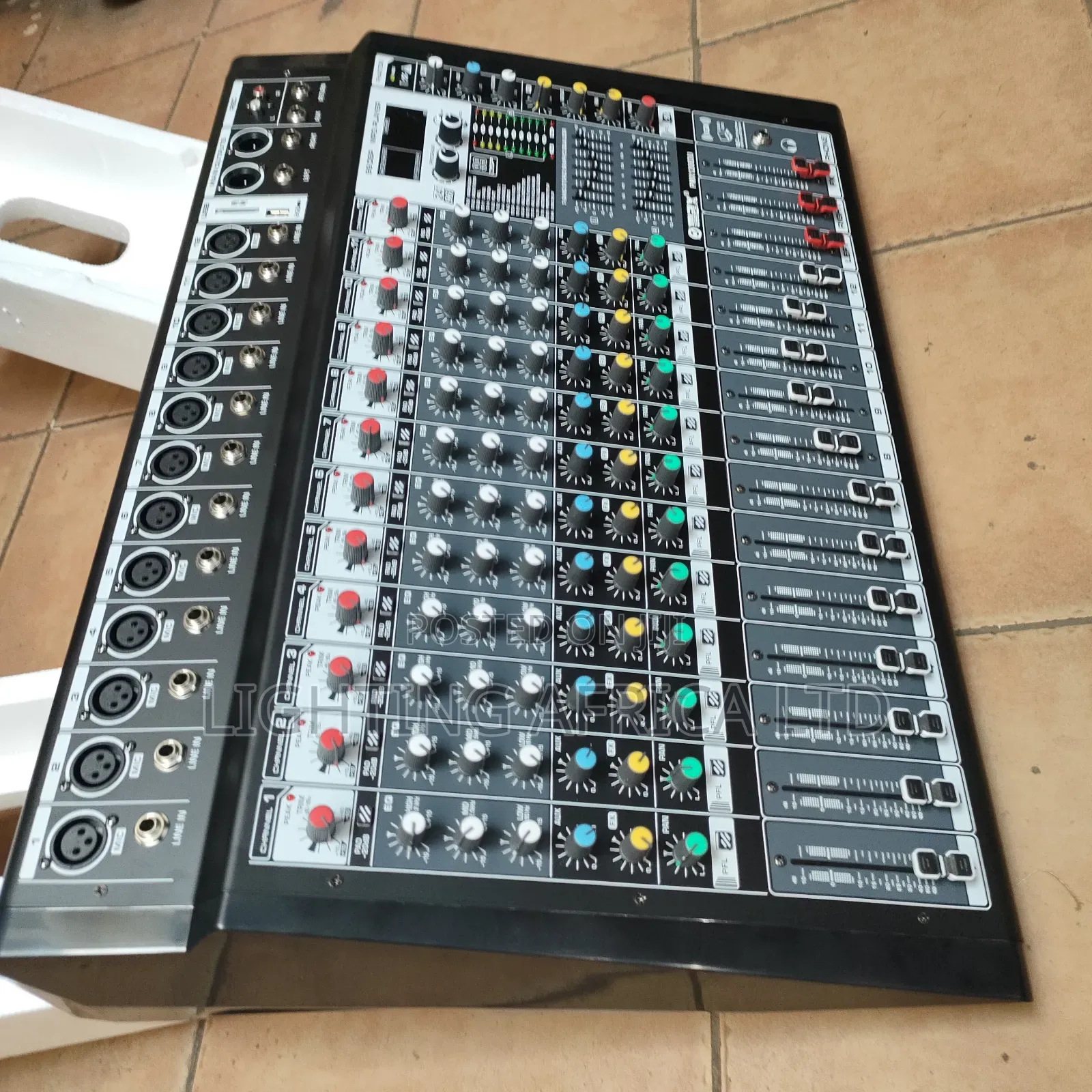 Max 12 Channels Usb/Blue Tooth 2000w Output Powered Mixer