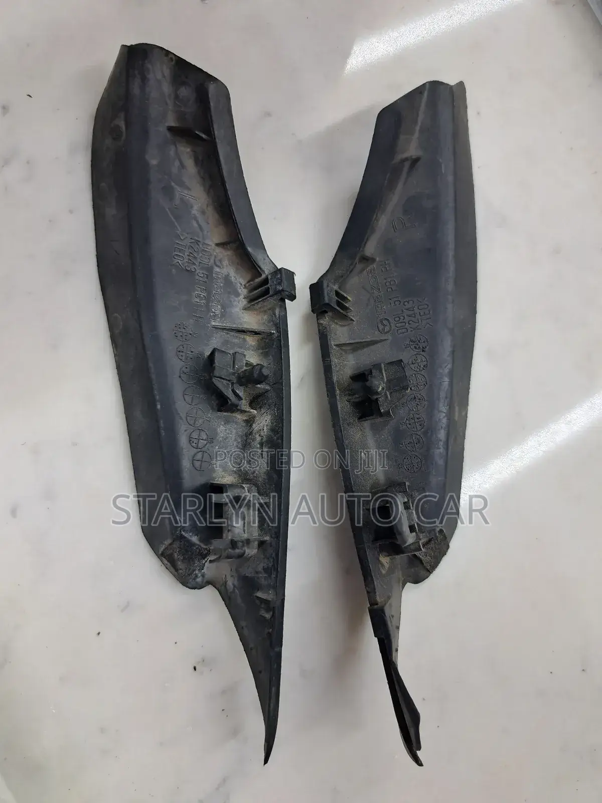 Windscreen Finisher Mazda Demio 2015