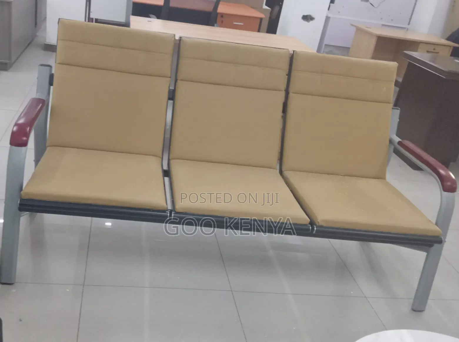 Office Sofa ; 5-Seater Brown Reception Office Sofa