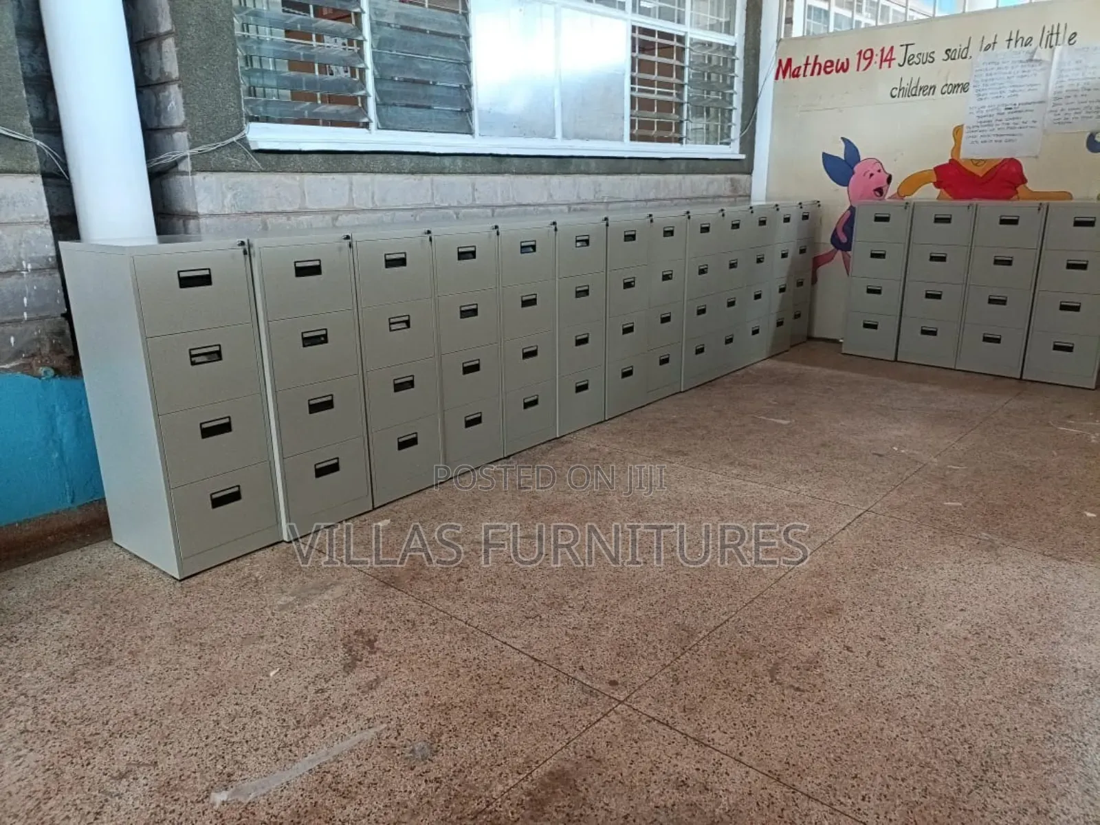 Steel Filing Cabinet With 4 Drawers