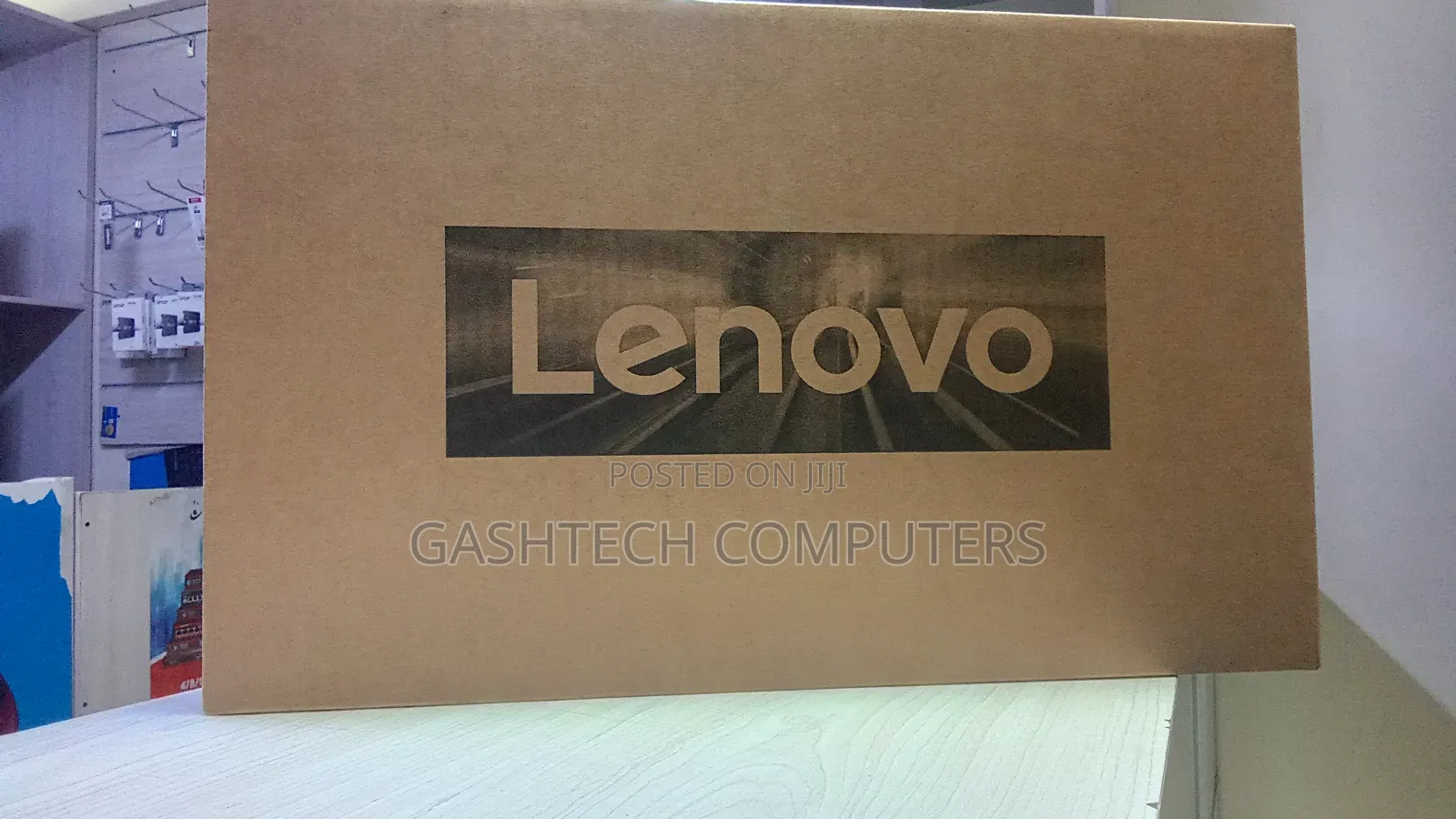 New Laptop Lenovo Flex 5 8GB Intel Core I7 SSD 512GB