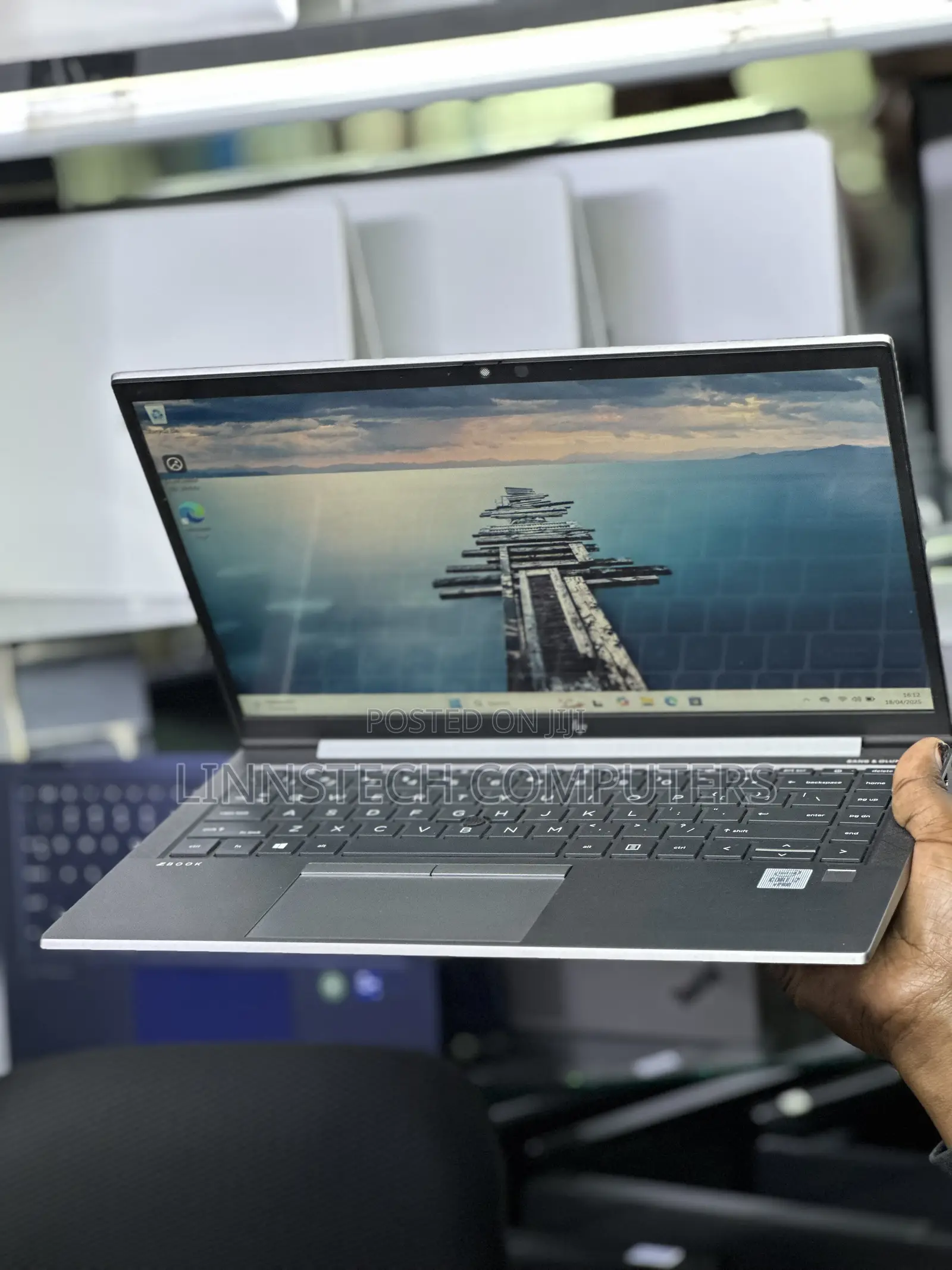 Laptop HP ZBook Firefly 14 G7 32GB Intel Core I7 SSD 512GB
