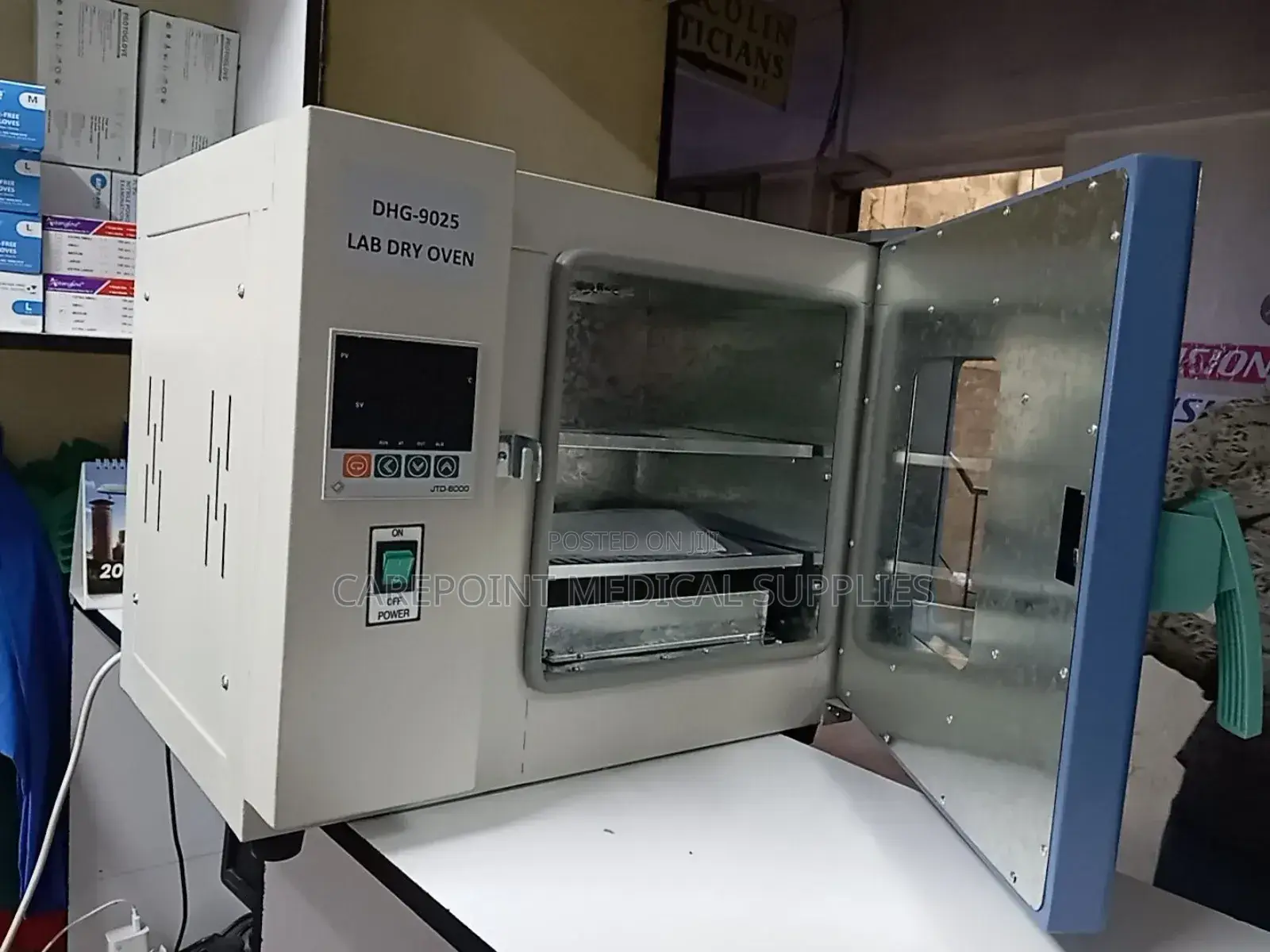 Hot Air Oven