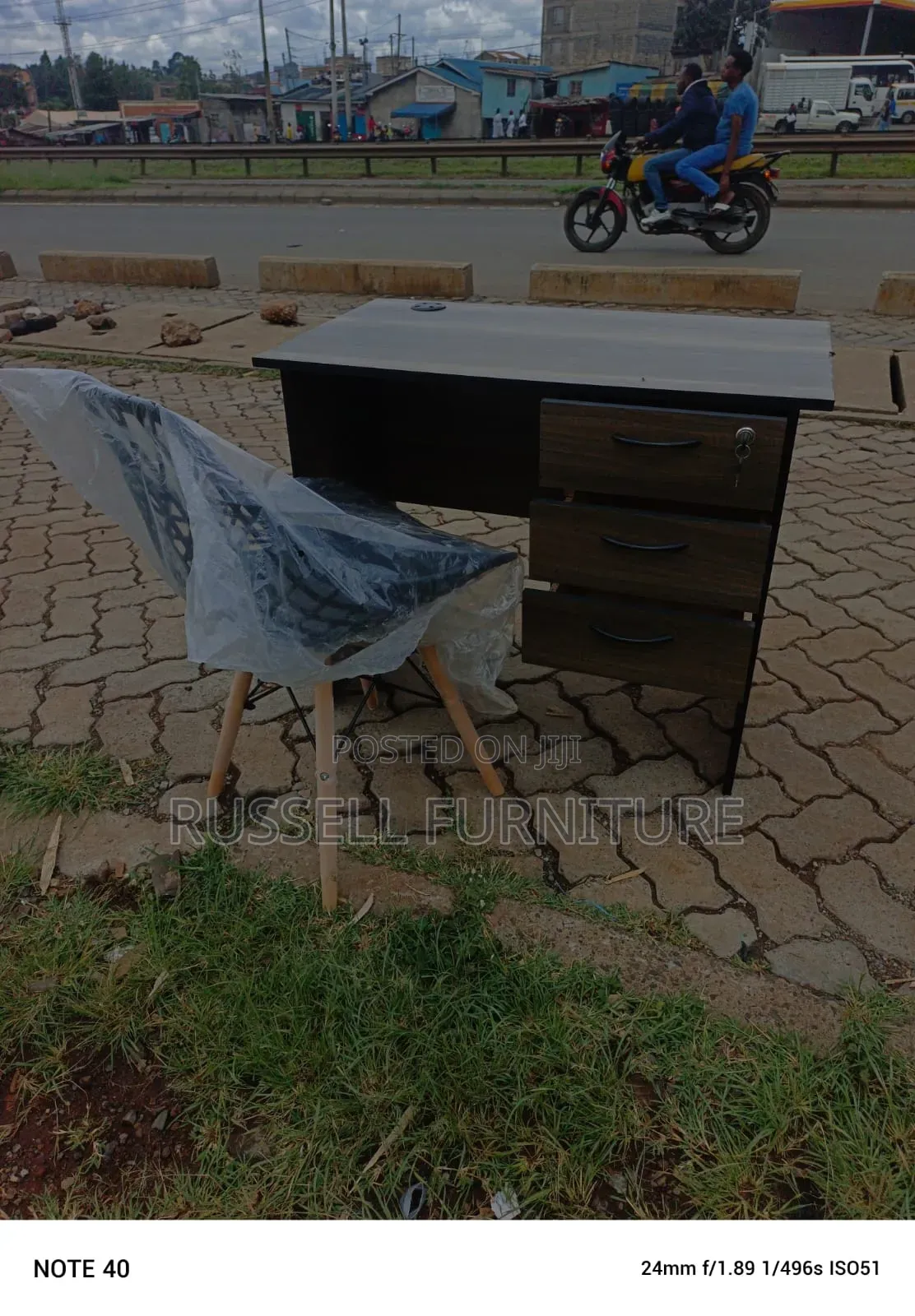 Well Furnished American Study Table and Mesh Office Chair