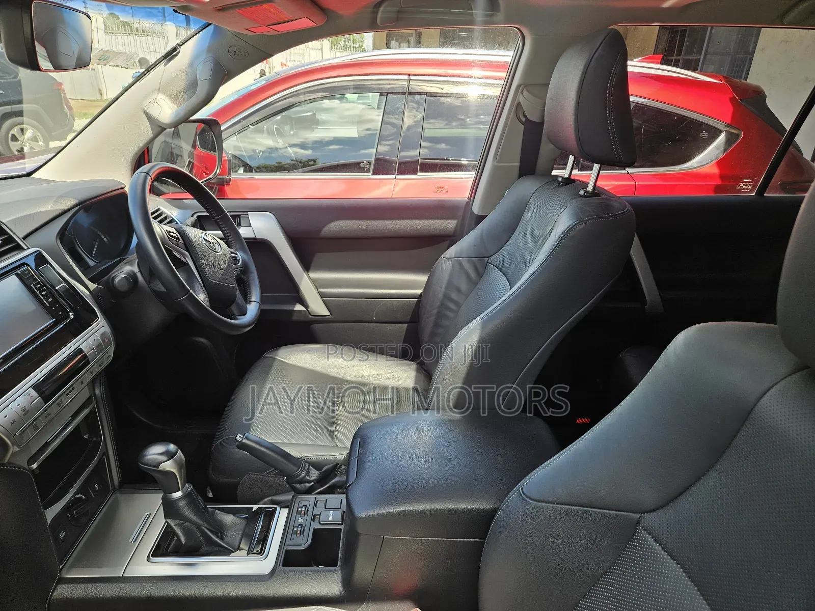 Toyota Land Cruiser Prado 2018 White