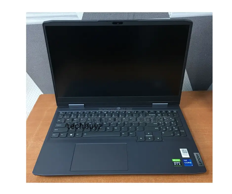 New Laptop Lenovo LOQ 15IRH8 16GB Intel Core i7 SSD 512GB