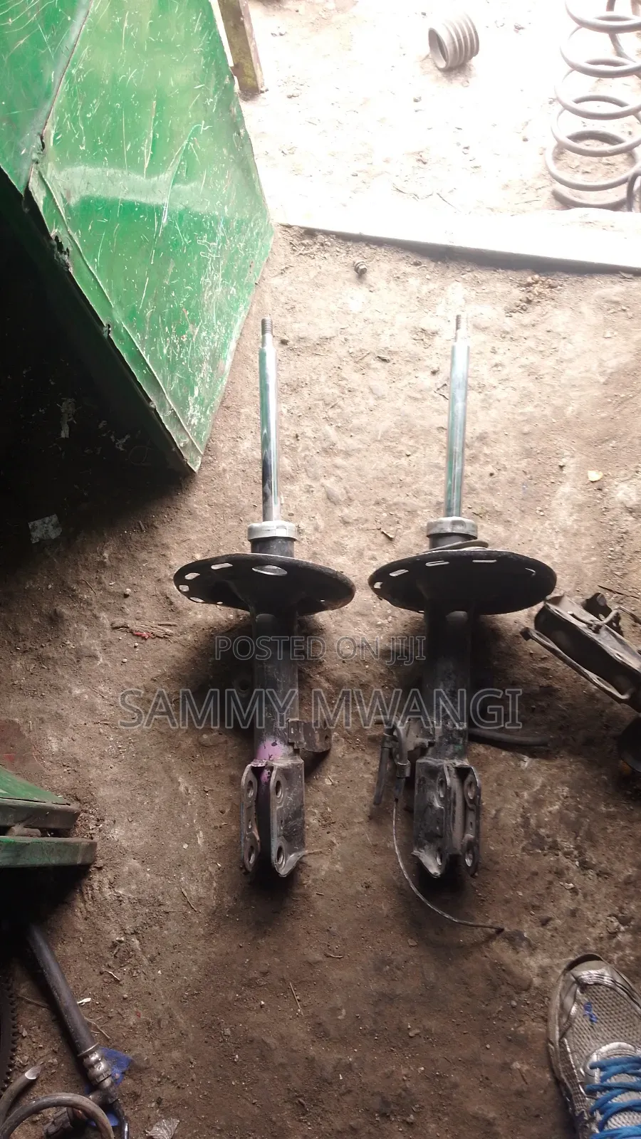 Toyota Voxy 2012 Front Shock