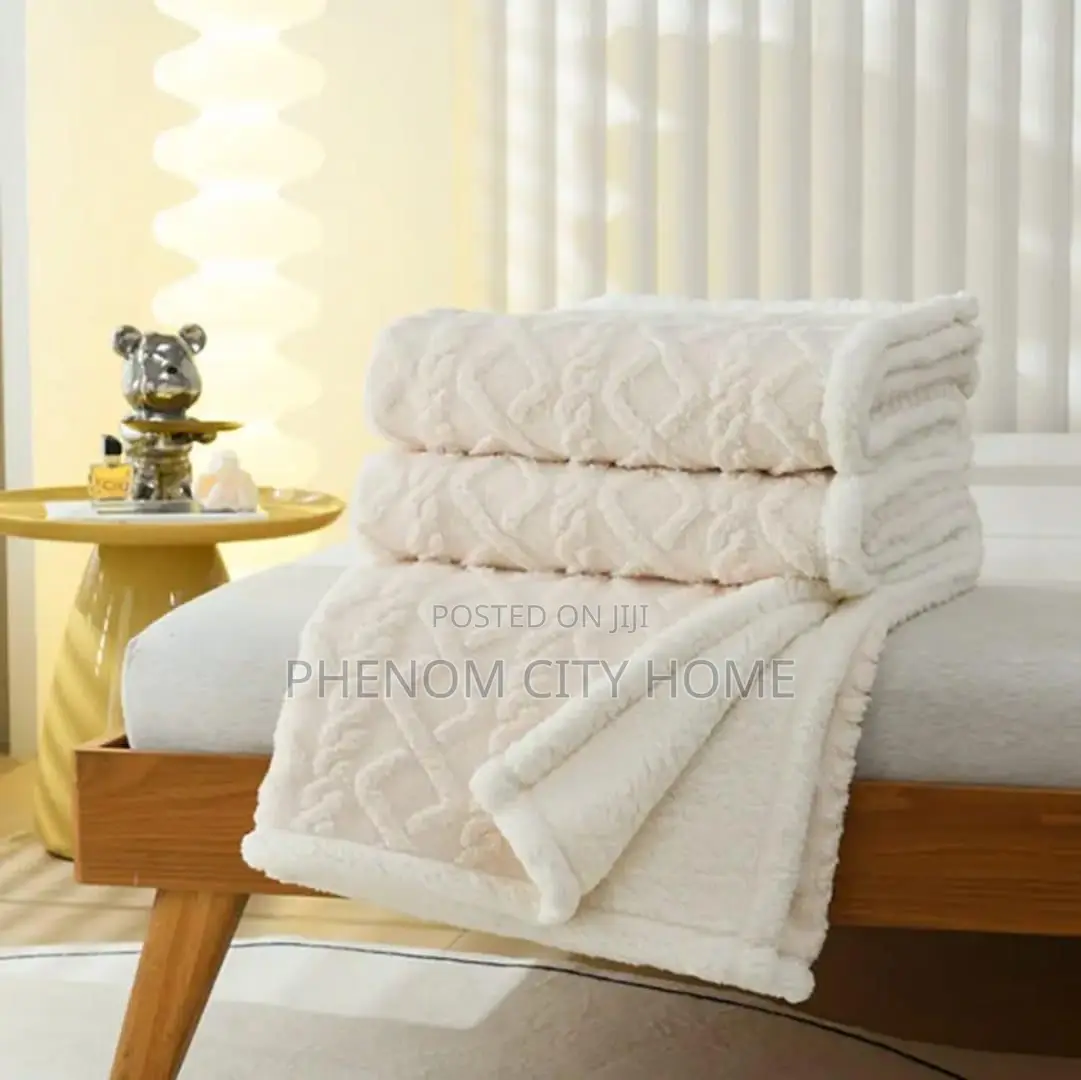Cute Smooth Luxurious Cream White Sharper Fleece