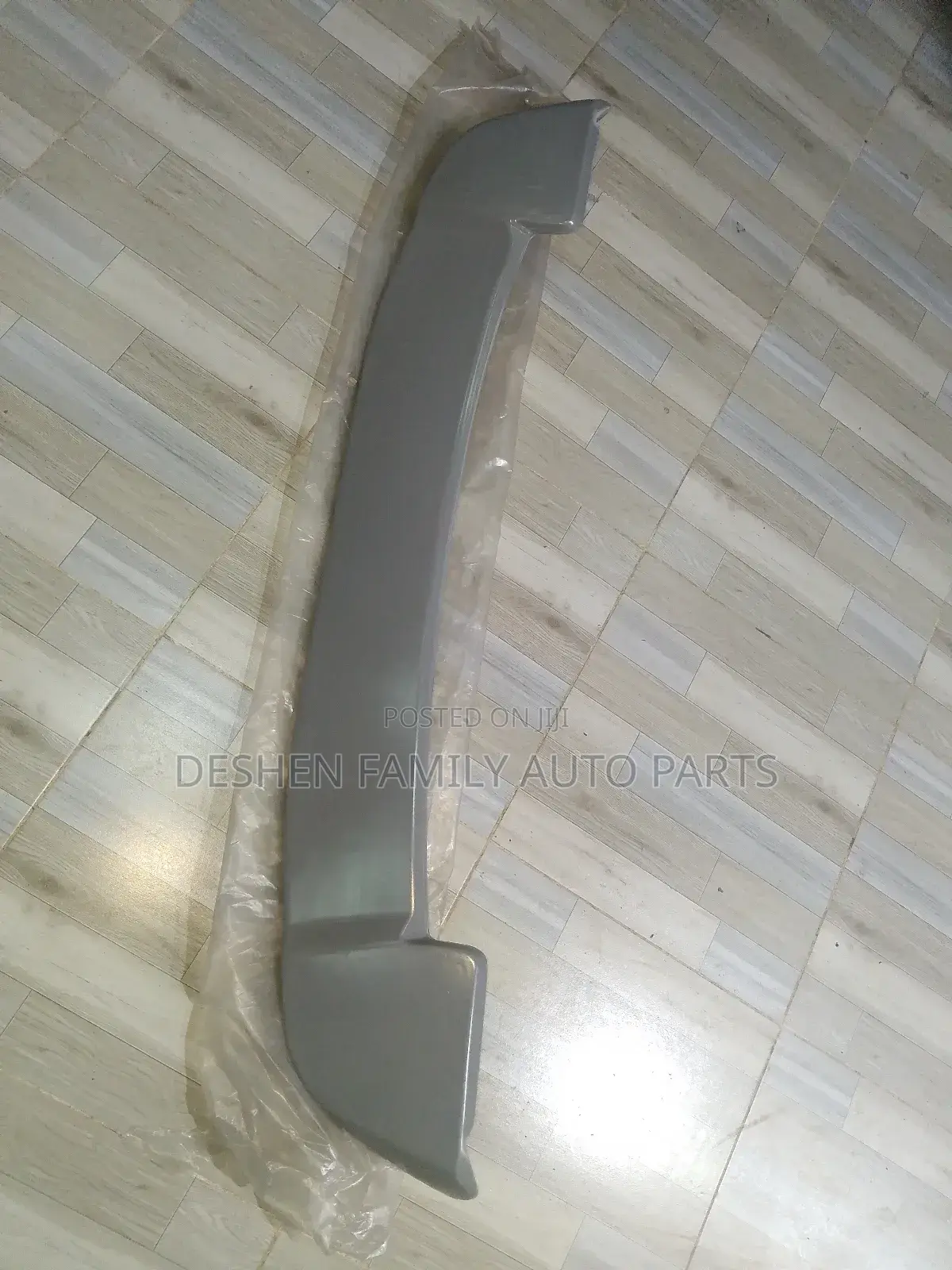 Toyota Voxy/ Noah 2005 -2010 Spoiler