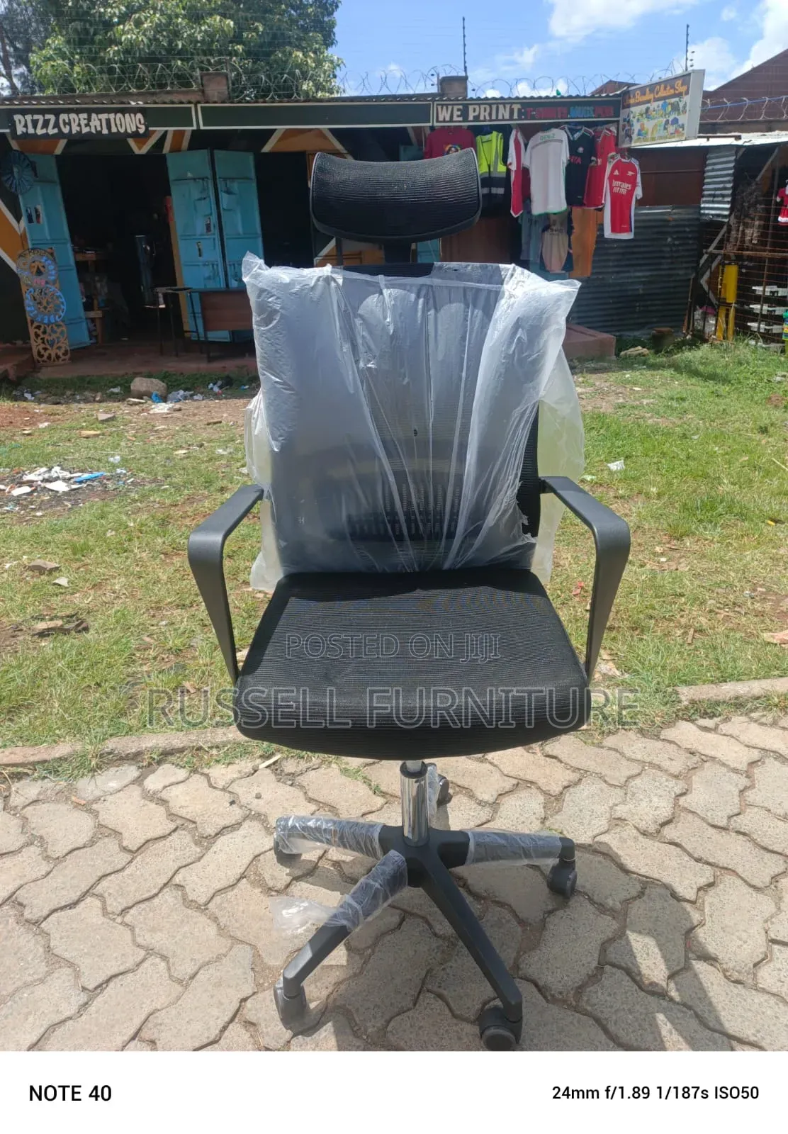 F3 Headrest Office Chair