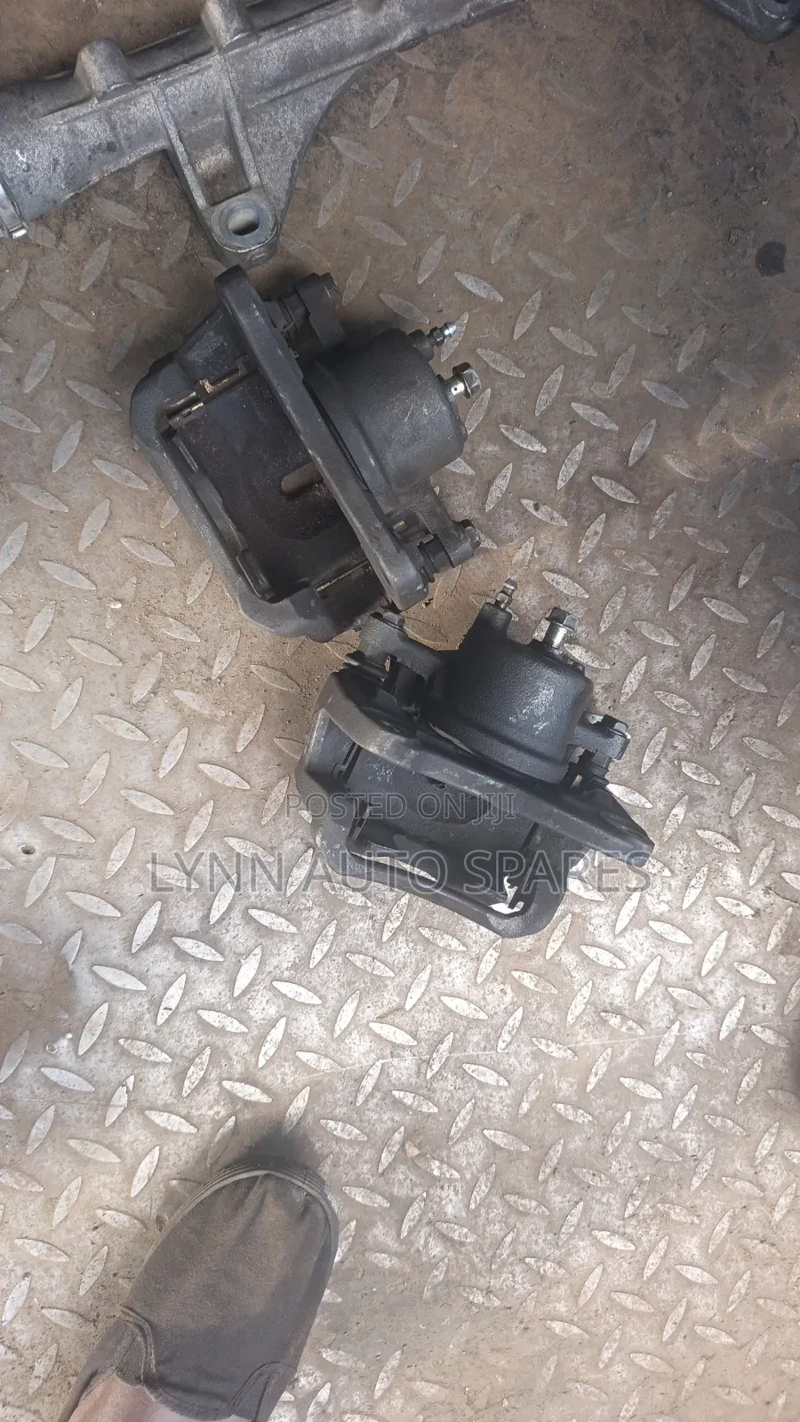 Toyota Corolla Nze Front Caliper