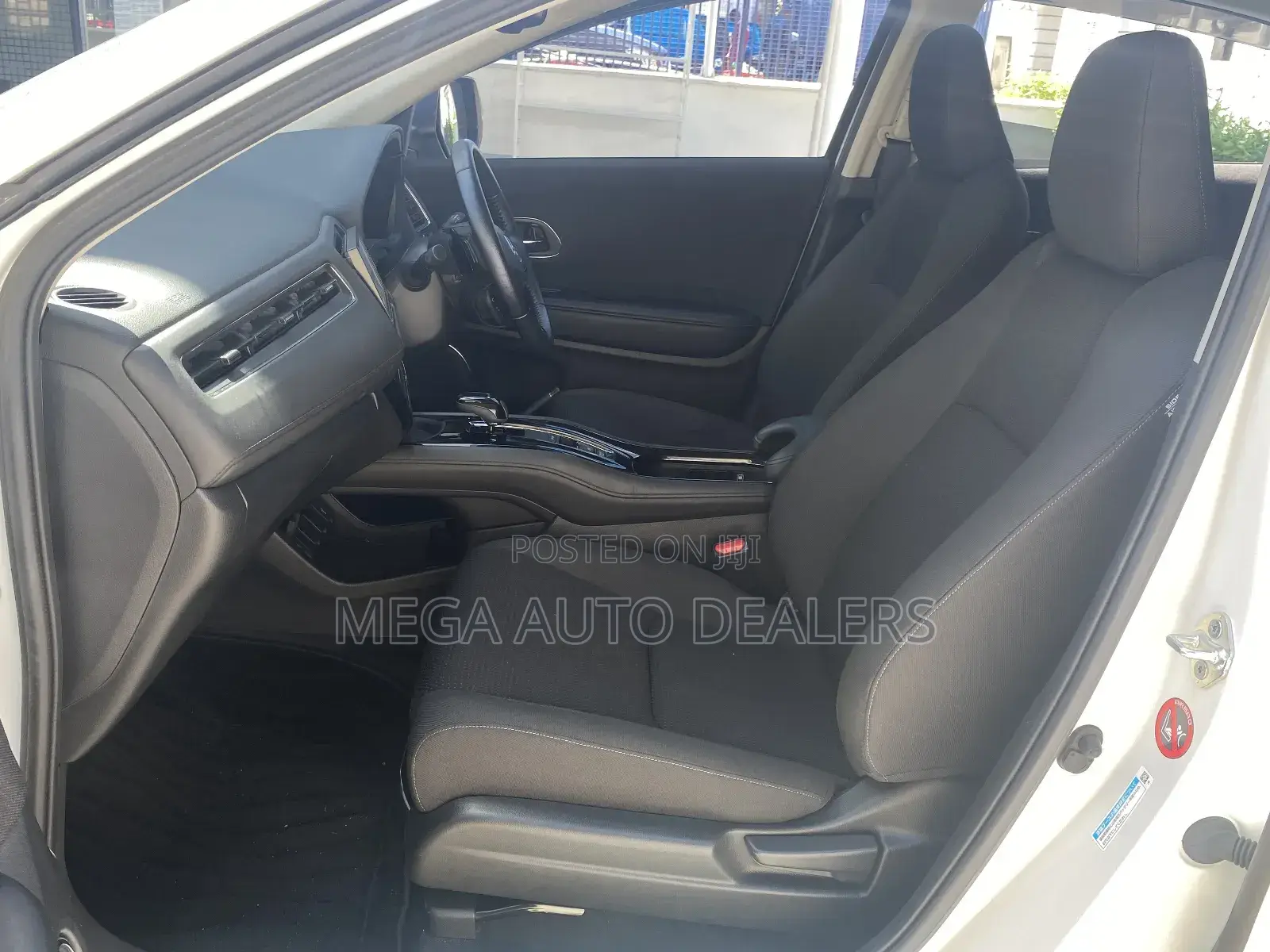 Honda Vezel 2018 White