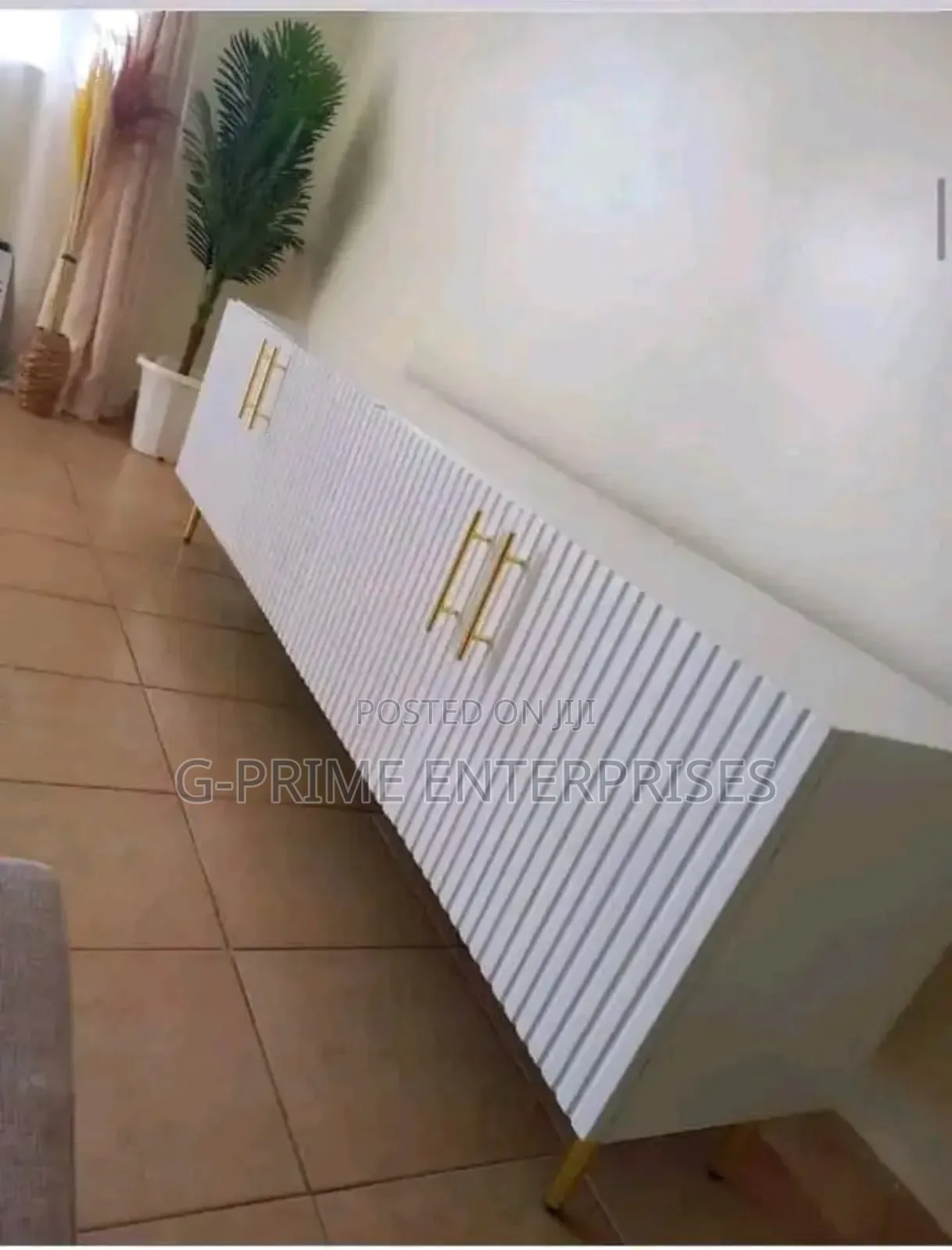 White Tv Stand