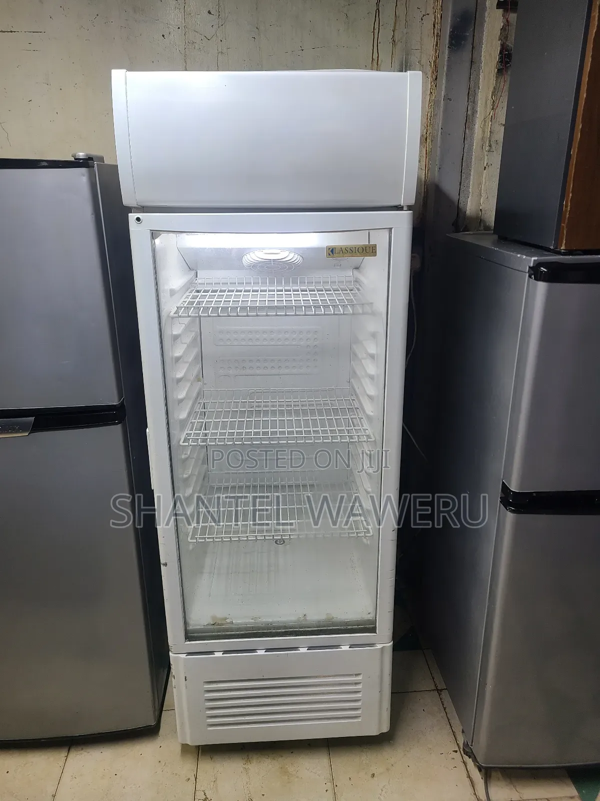 White Chiller Fridge ( Display Fridge) ^
