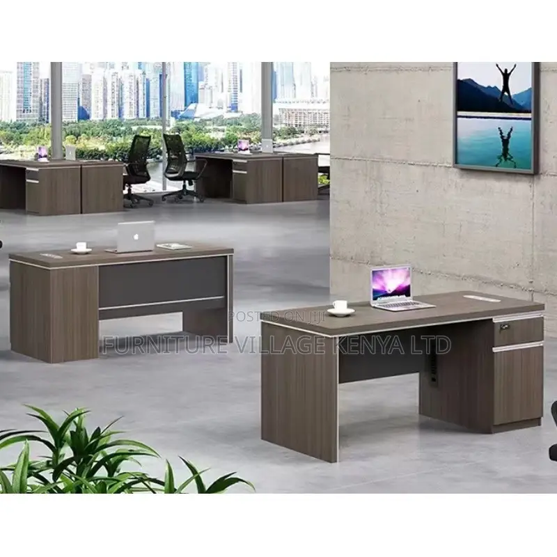 Office Desk: 140cm Solid Office Desk for Professional Use