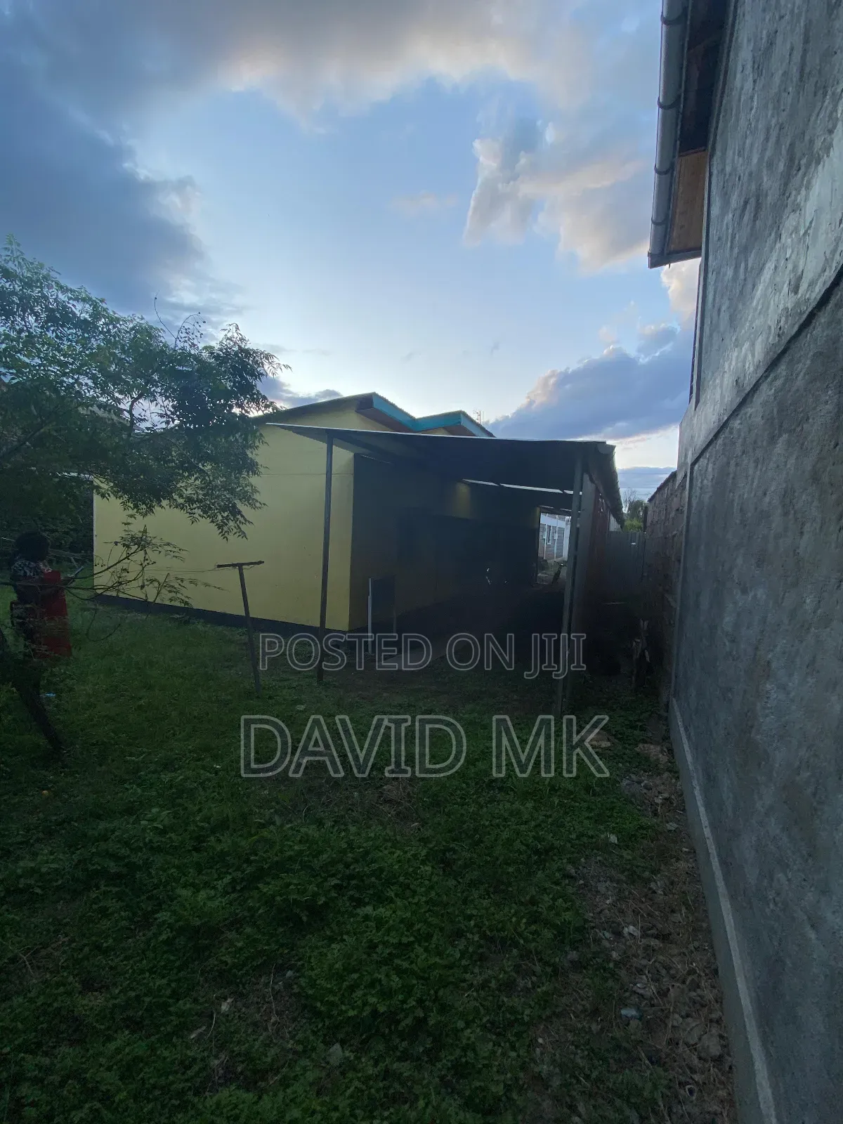 3bdrm Bungalow in Donholm Caltex for sale