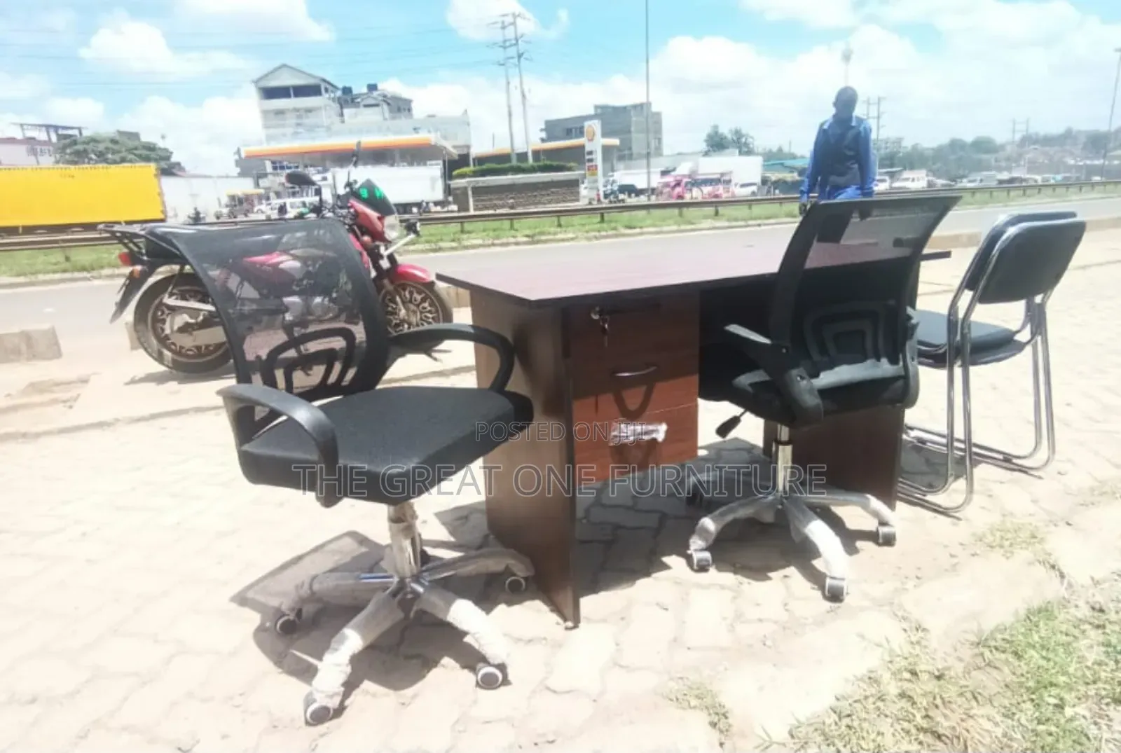 Unique Modern 1m Office Desk With Mesh Chair Qb7yf
