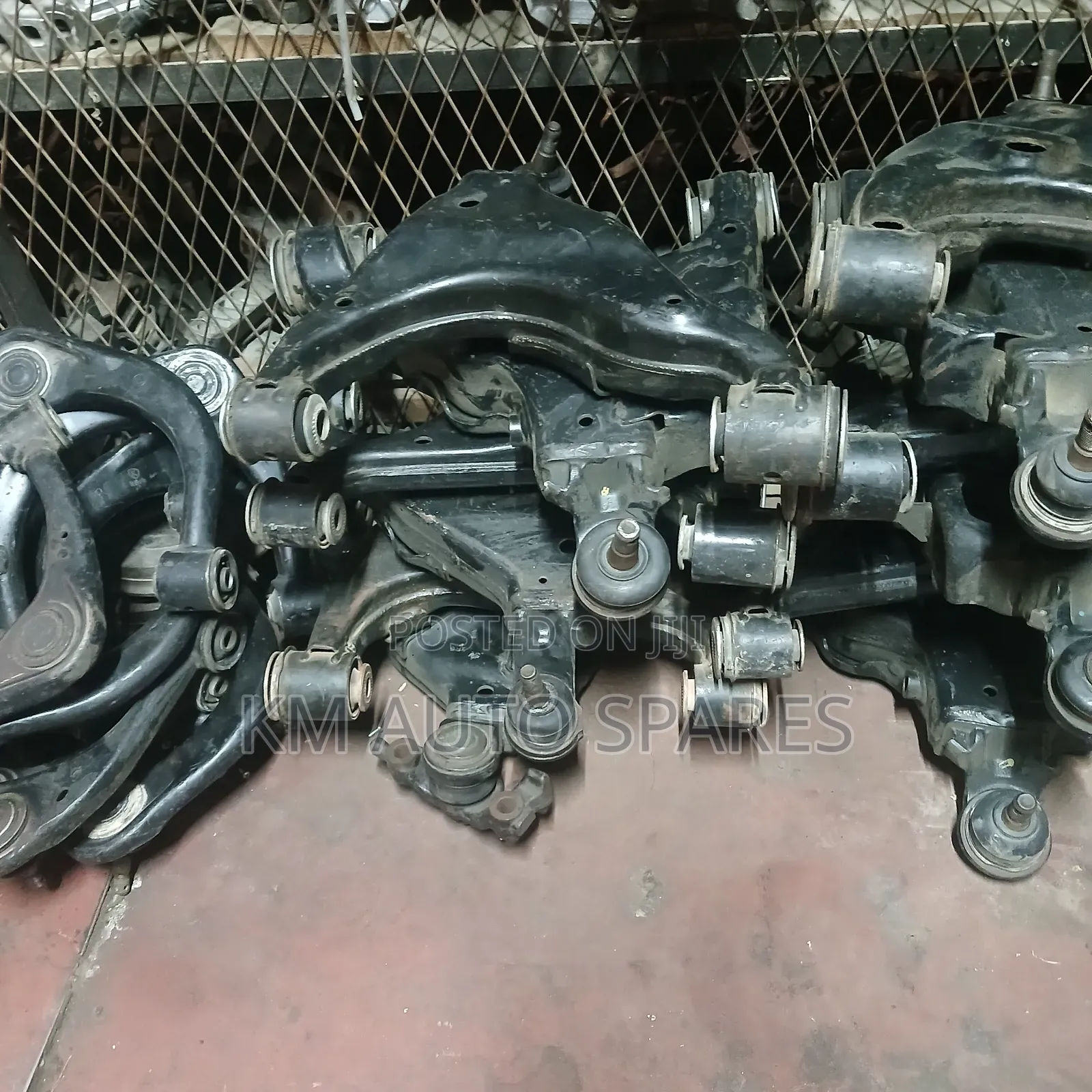 Toyota Land Cruiser 200 Series Lower Arm.