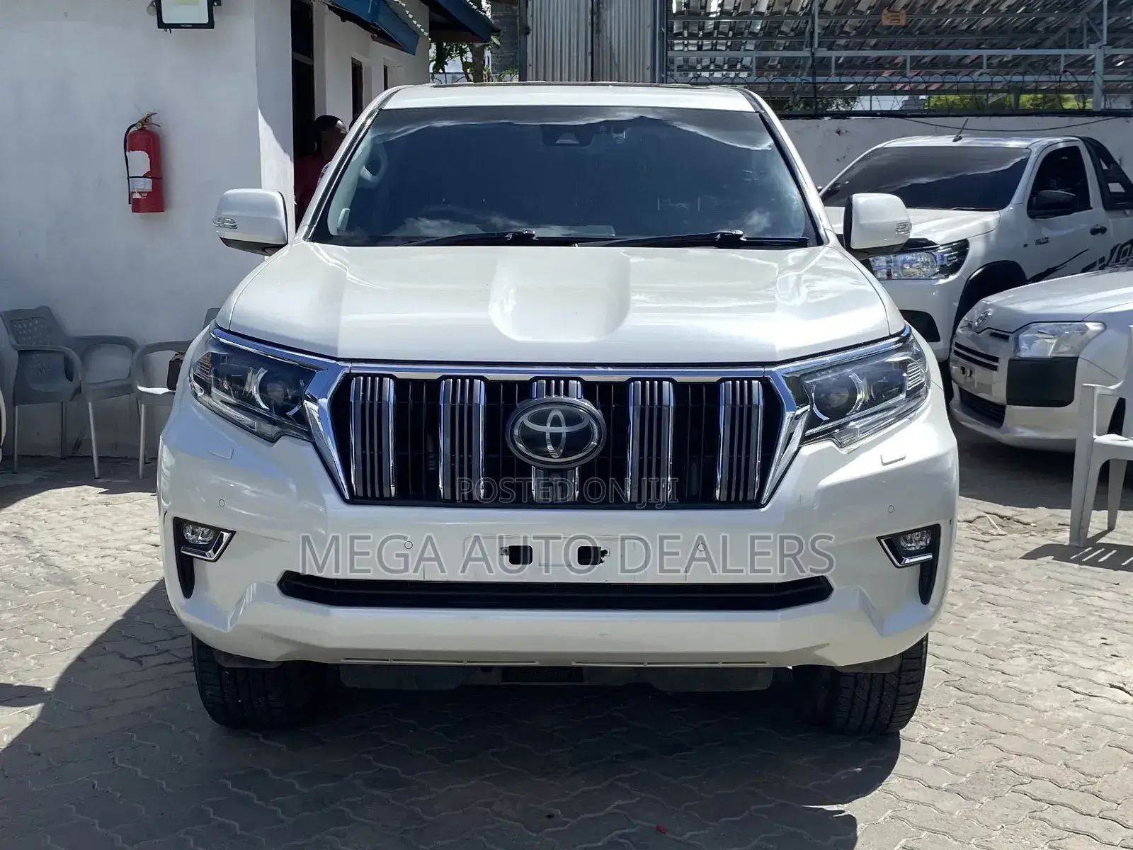 Toyota Land Cruiser Prado 2018 White