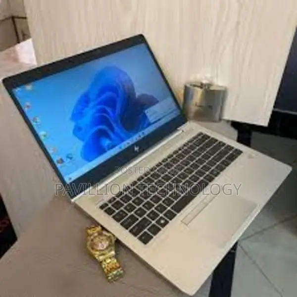 Laptop HP EliteBook 830 G7 8GB Intel Core I5 SSD 256GB