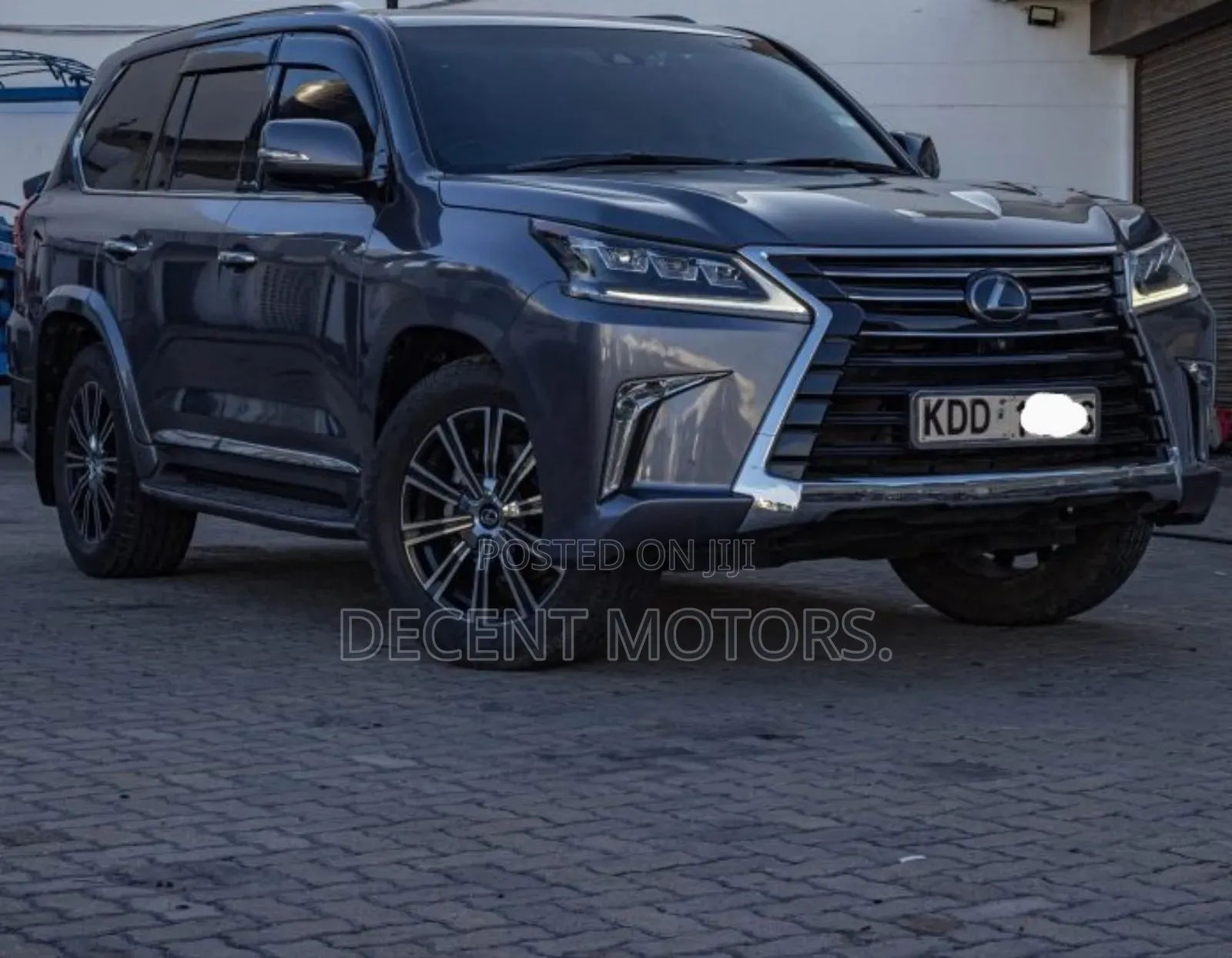 Lexus LX 570 AWD 2017 Gray