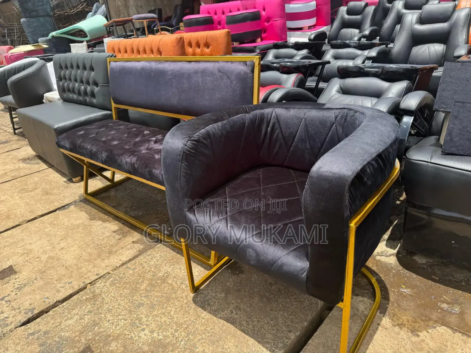 Black Manicure Set Chair