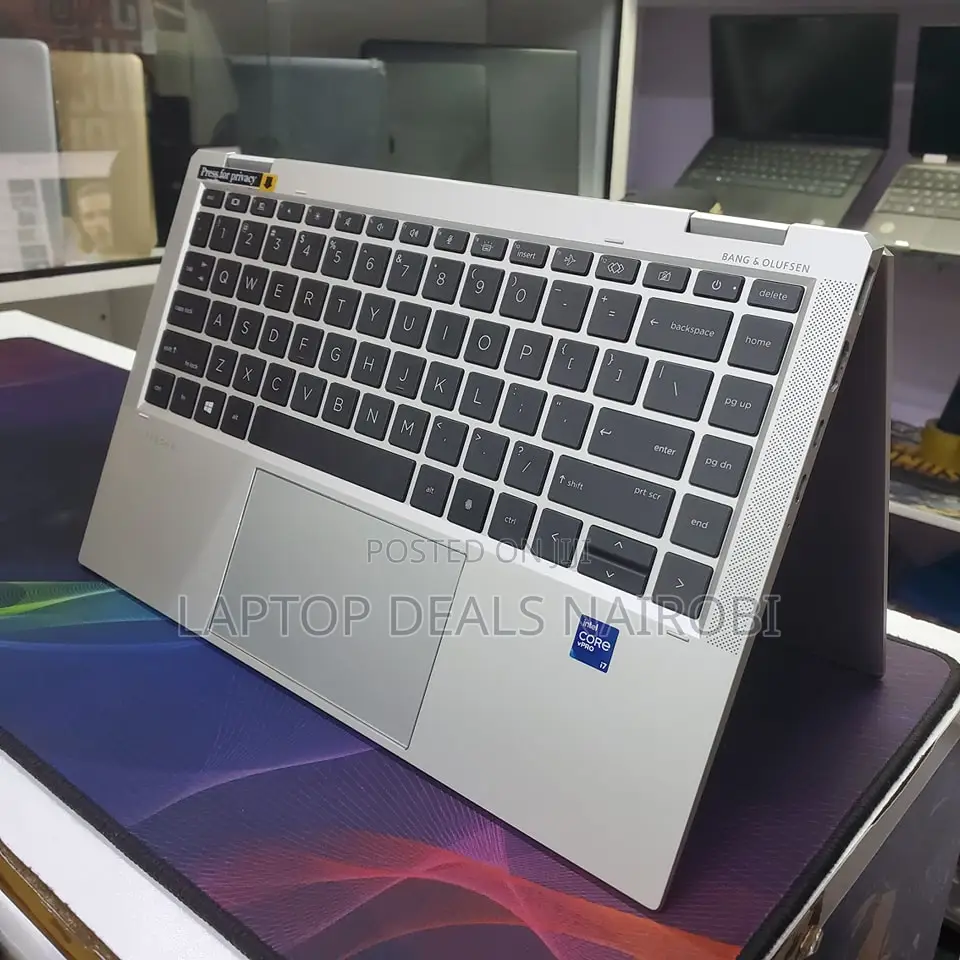 Laptop HP EliteBook 1040 G8 8GB Intel Core I7 SSD 512GB