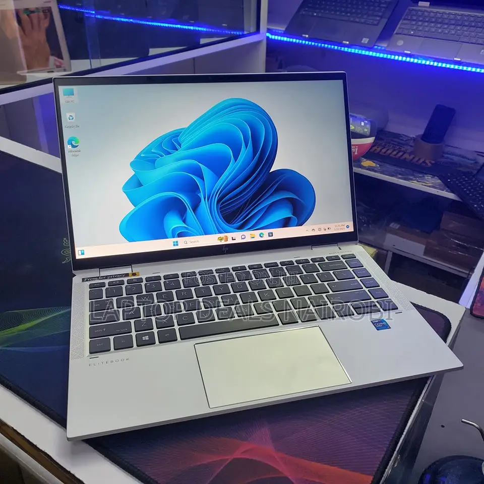 Laptop HP EliteBook 1040 G8 8GB Intel Core I7 SSD 512GB