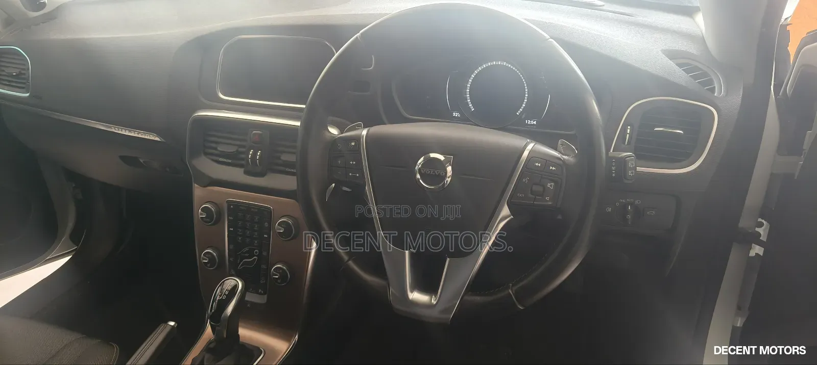 Volvo V40 2018 White