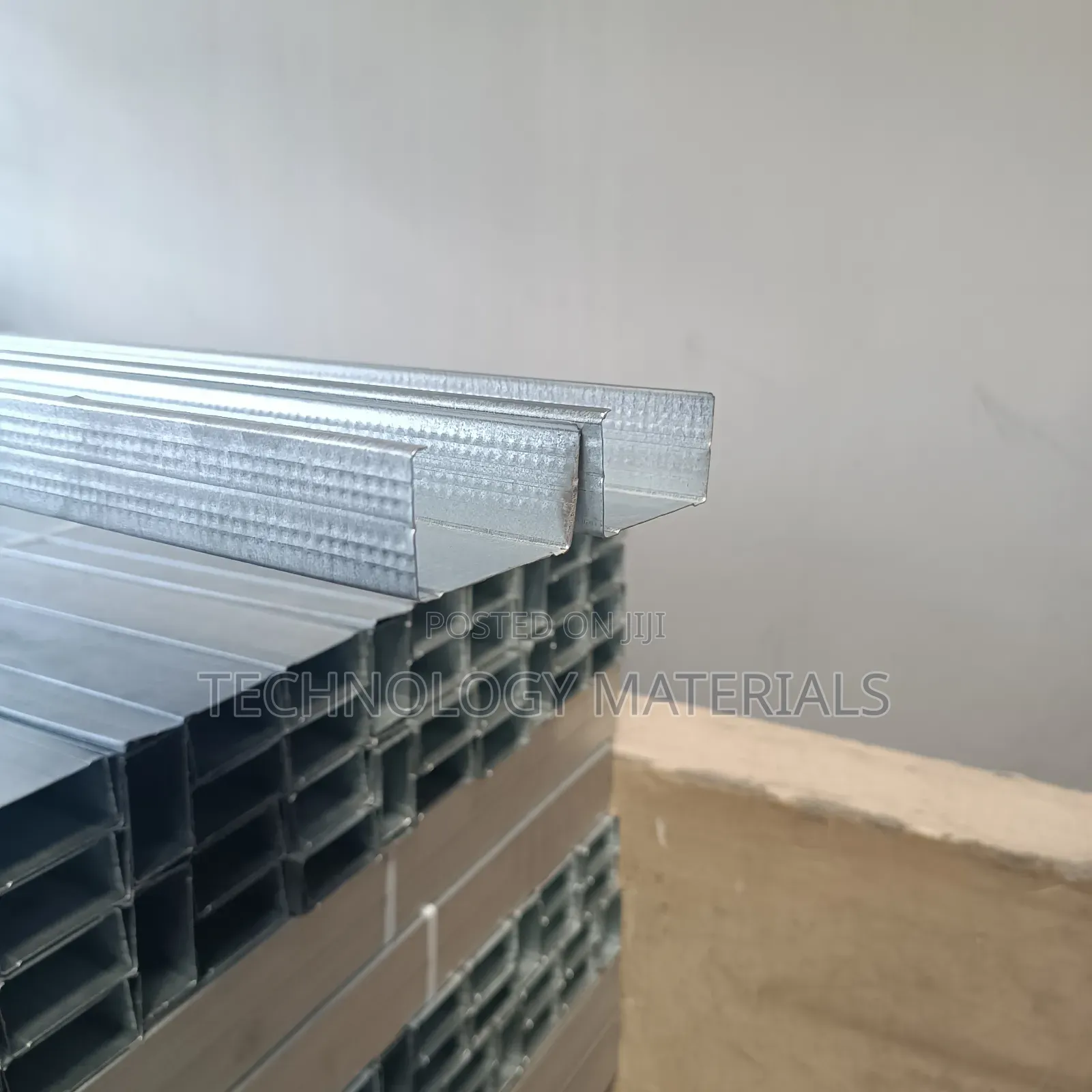 Stud for Gypsum 63mm*2.5m