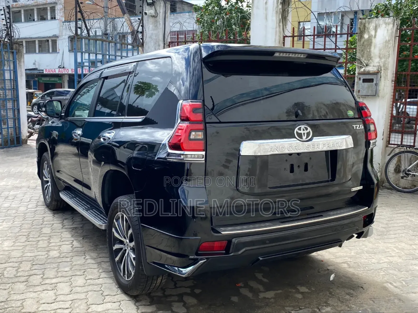 Toyota Land Cruiser Prado 2019 Black