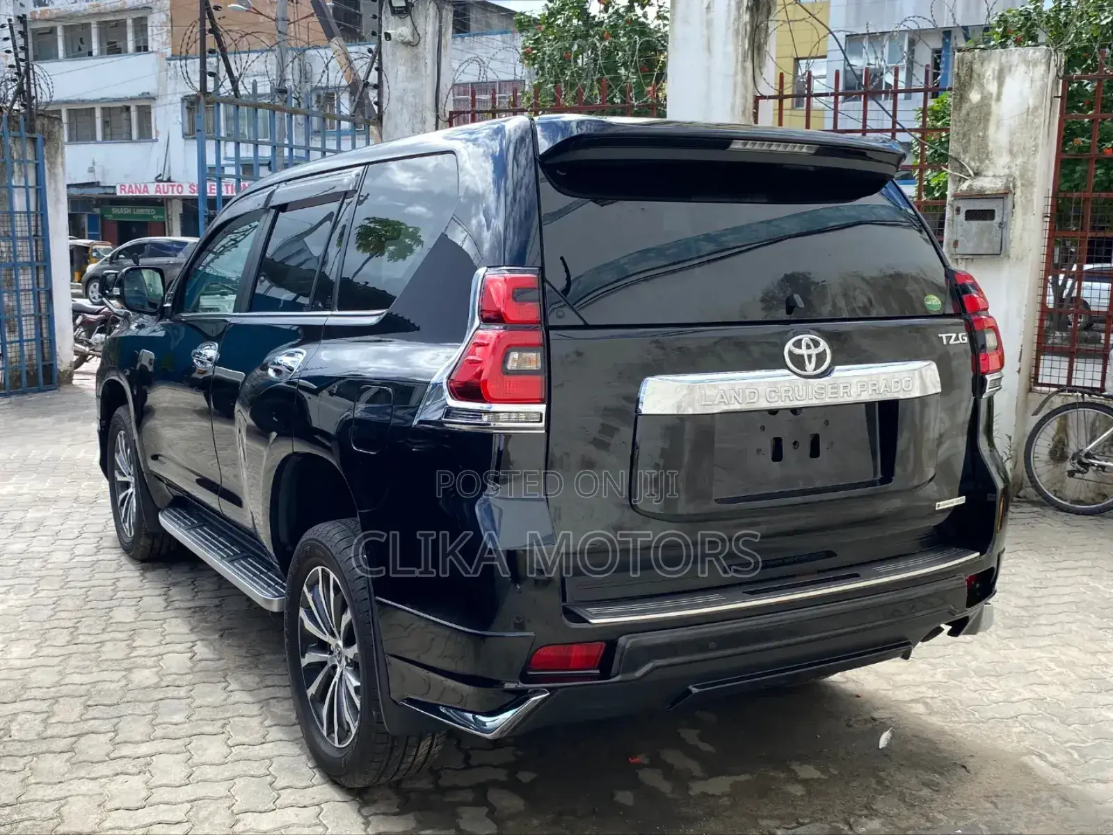 Toyota Land Cruiser Prado 2019 Black