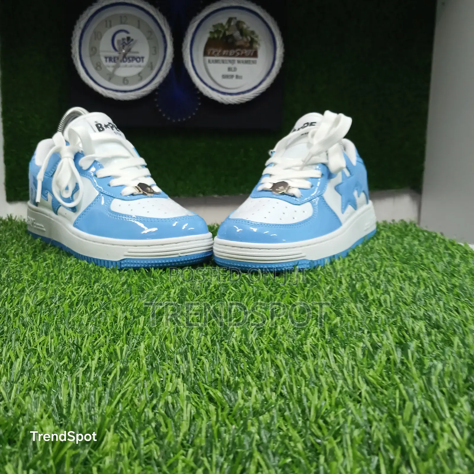 Bapestar 
Blue White 
Sizes 37-45