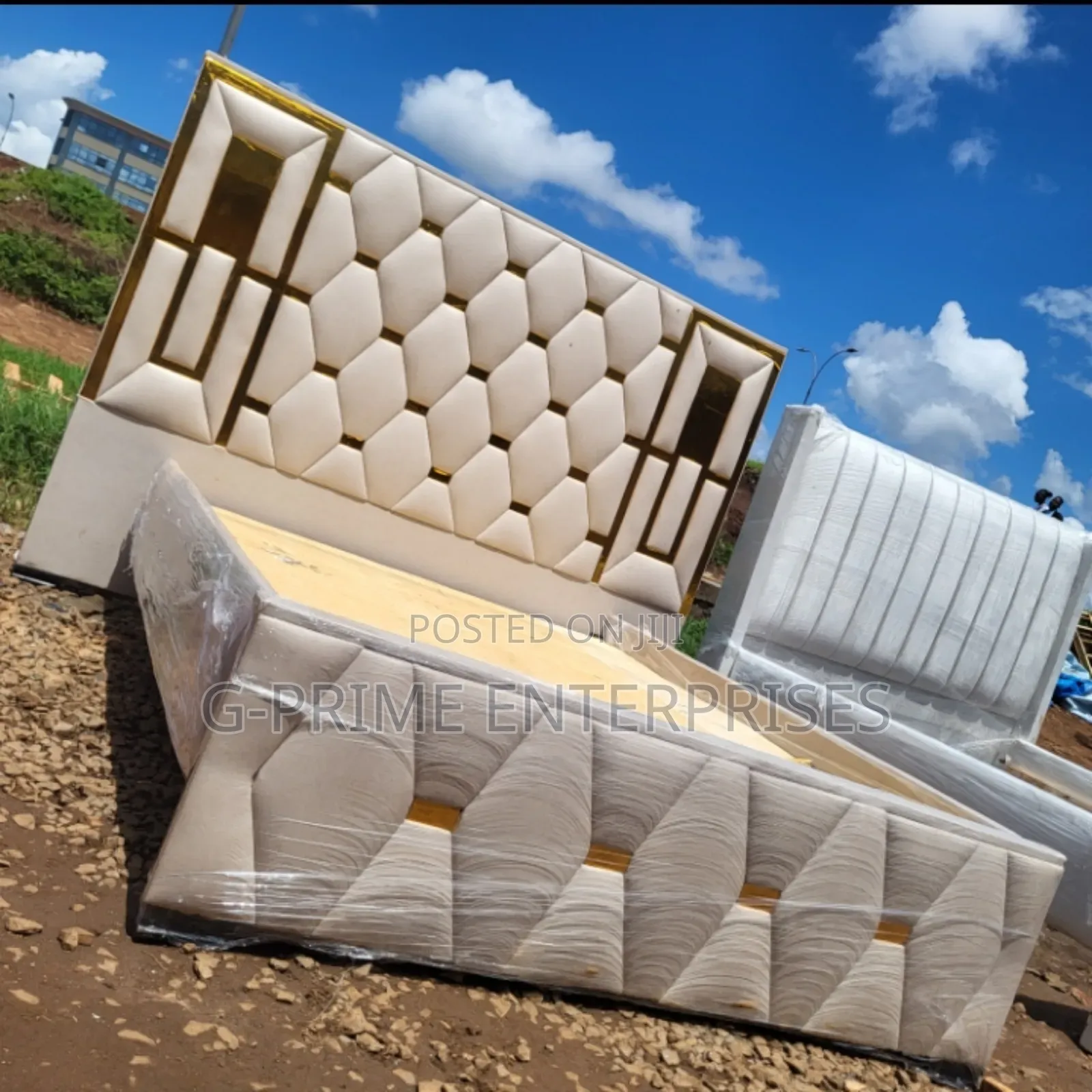 5#6 Gold Lining Bed
