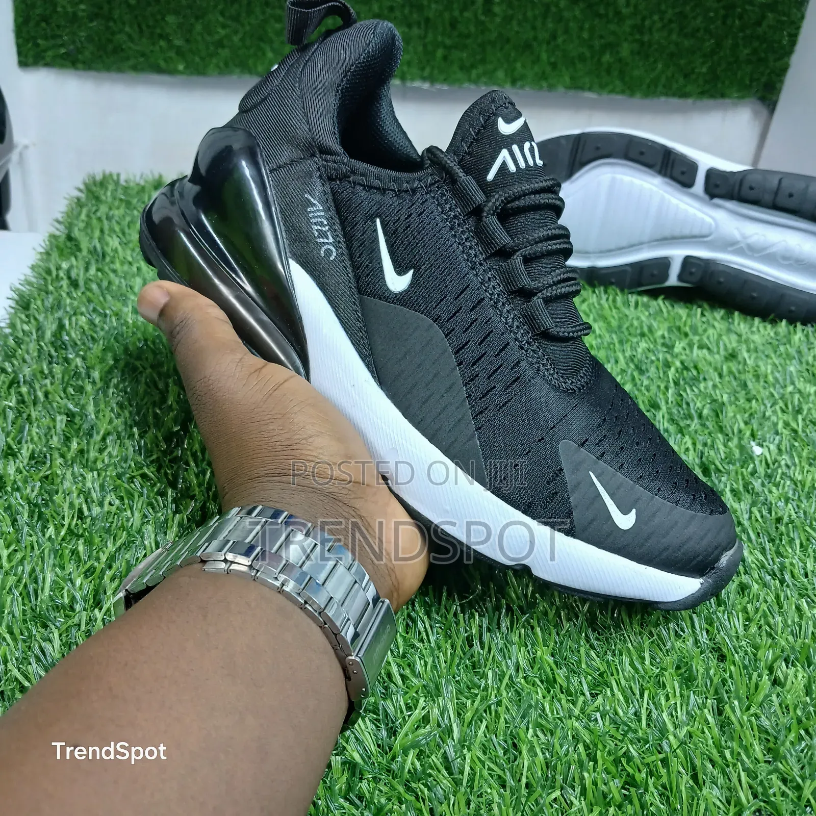 Airmax 270 White Black