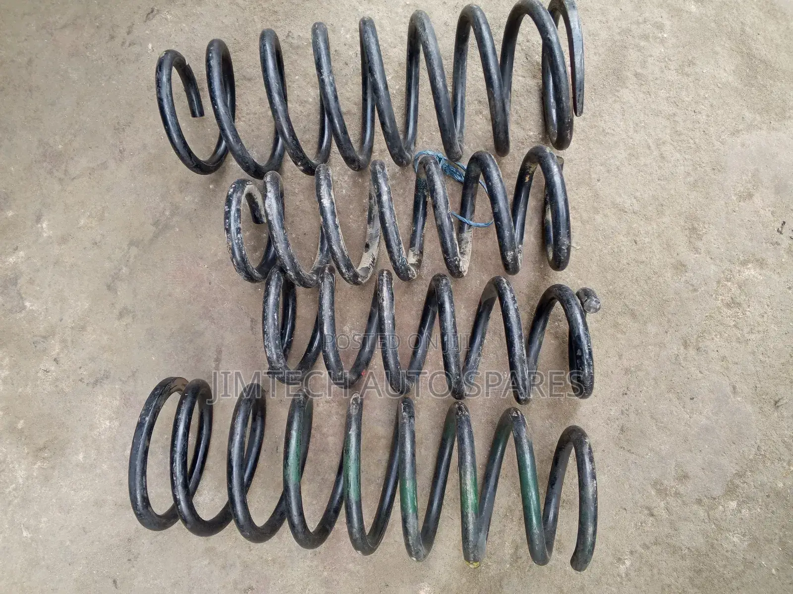 Volkswagen Passat Old Model Heavy Duty Coil Spring for Uplifting