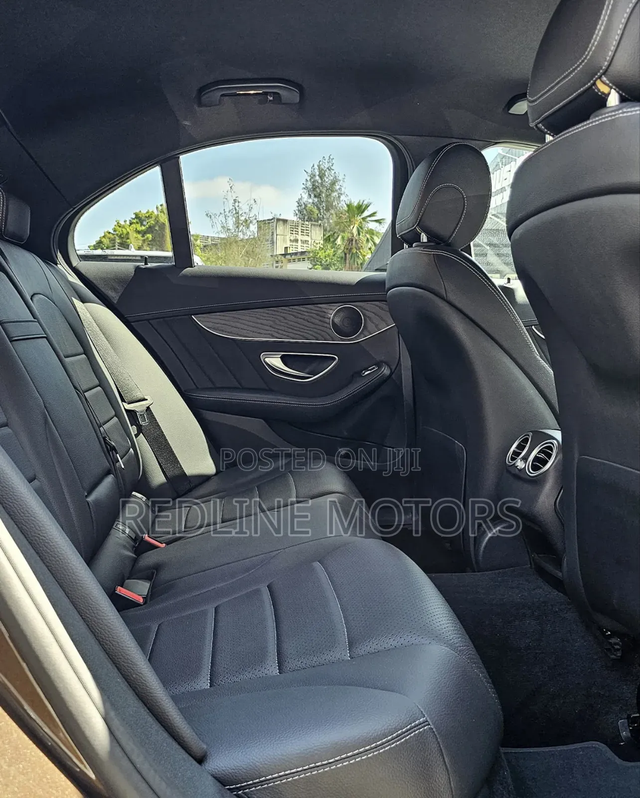 Mercedes-Benz C200 2018 Brown